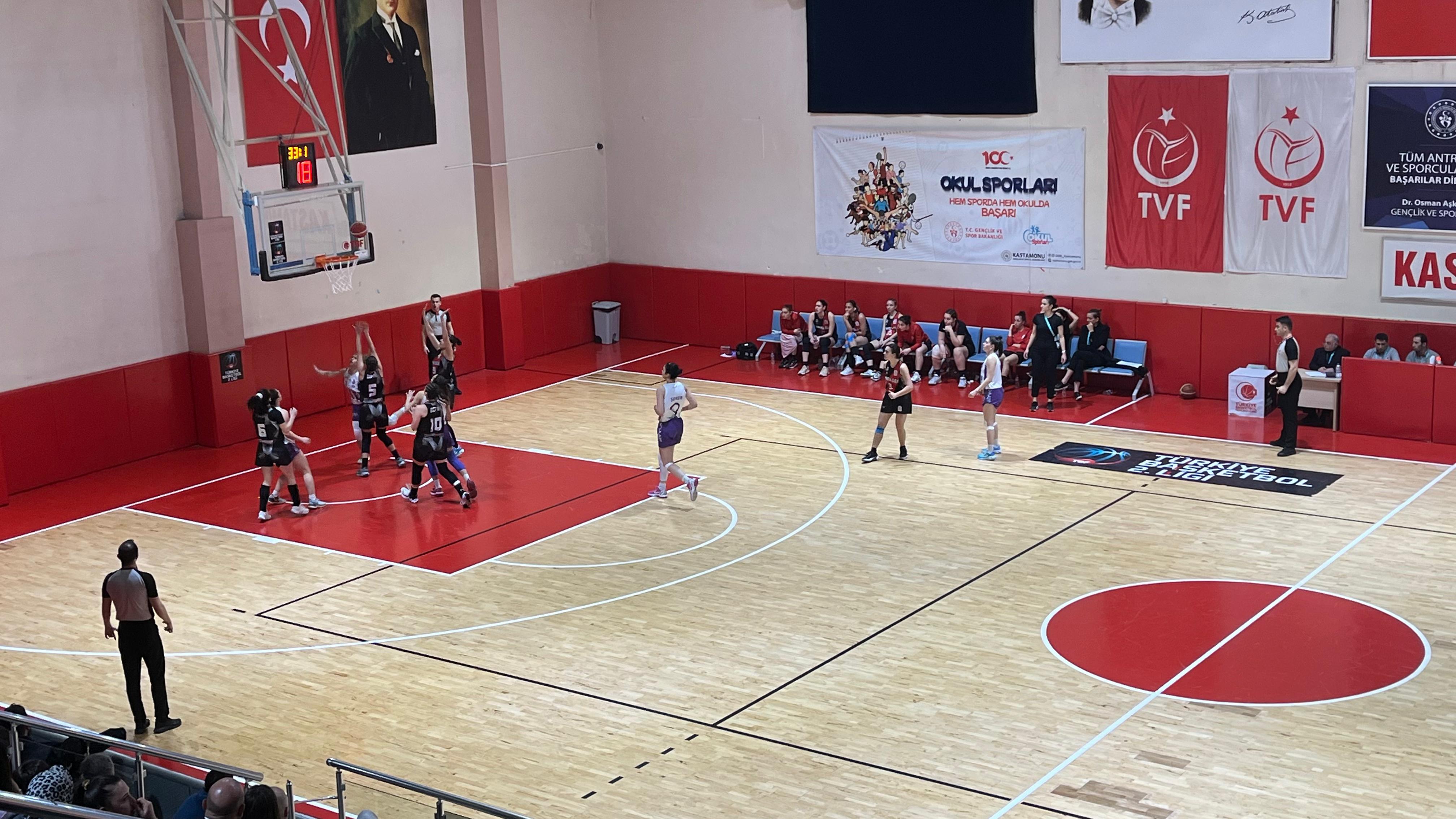 İstiklal Yolu Sk Seride Öne Geçti (2)