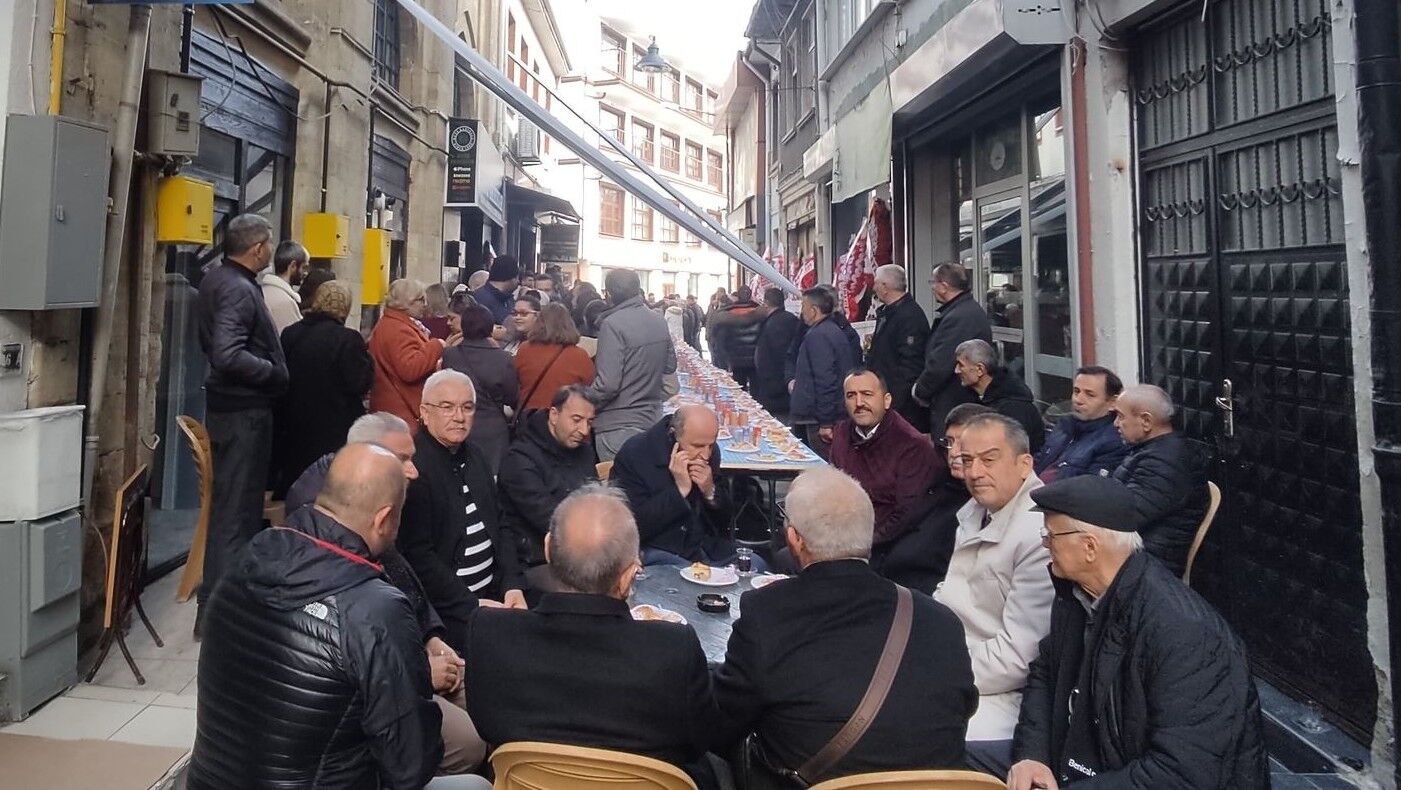 Mete Aksesuar, Kastamonu'da Açıldı! İmamoğlu Çelenk Gönderdi (1)