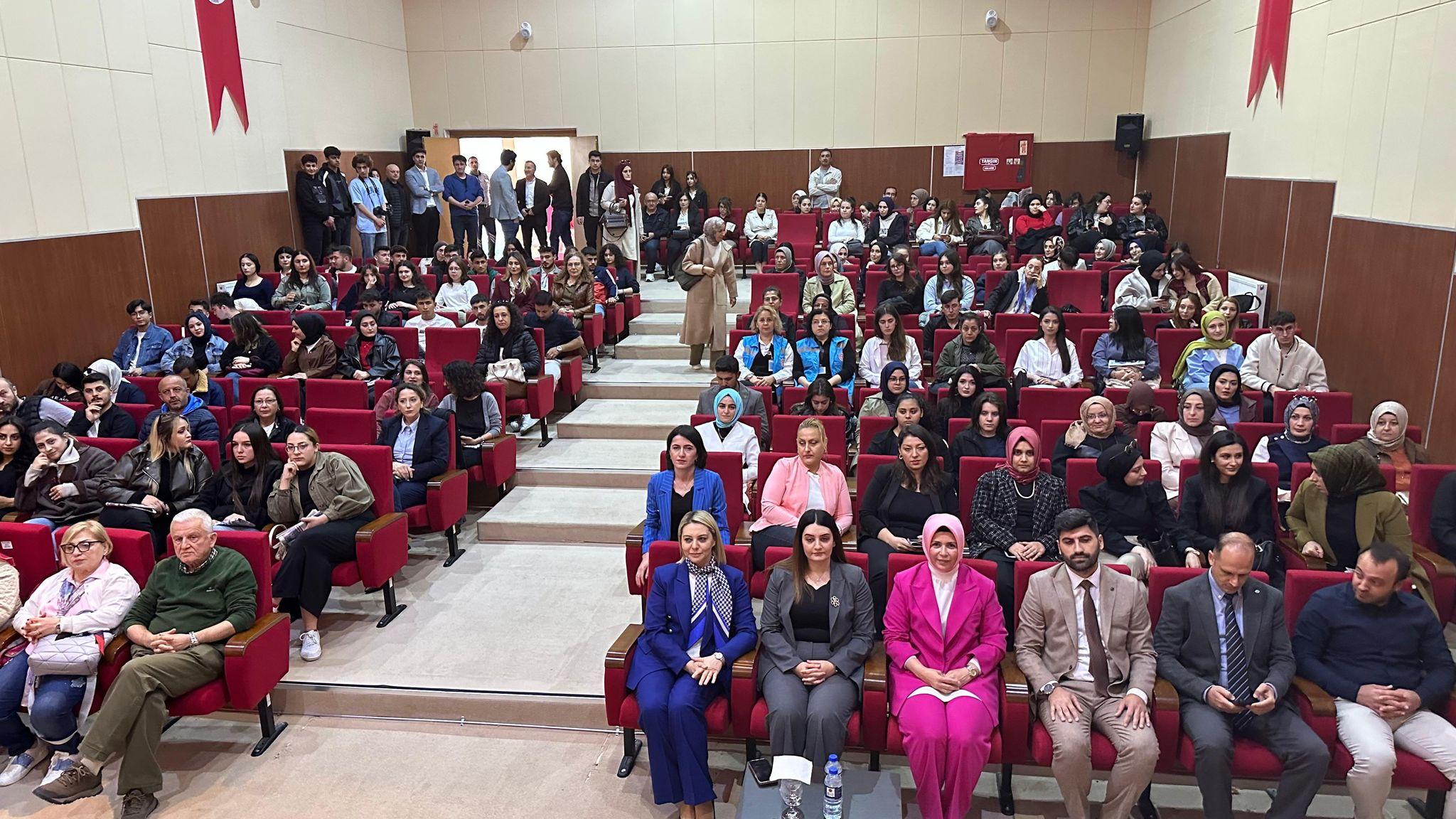 Ekmekci Türkiye Cumhuriyeti, Evlatlarının Omuzlarında Yükseliyor (2)