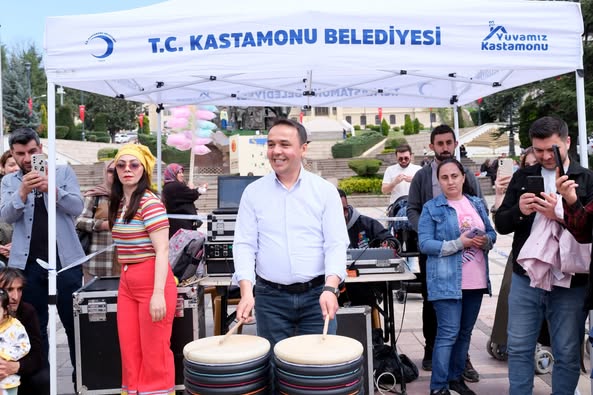 Kastamonu Belediyesi Neşesi Sardı (1)