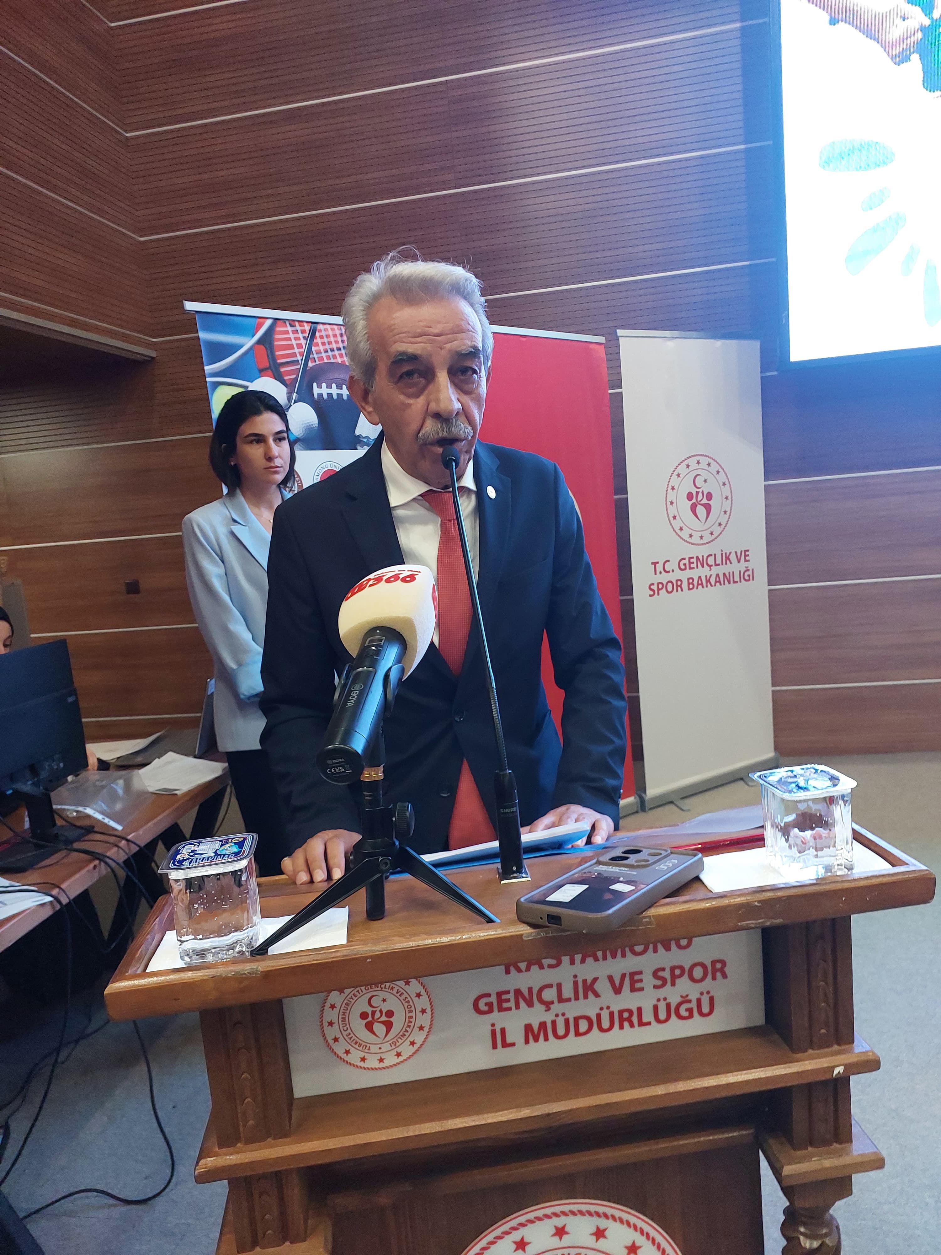 Vali Dallı;Sporun Her Dalında Imkanlar Sunan Bir Il (5)