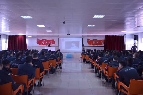 Yeşilay'dan Pmyo'da Madde Bağımlılığı Ve Yedam Sunumu (2)