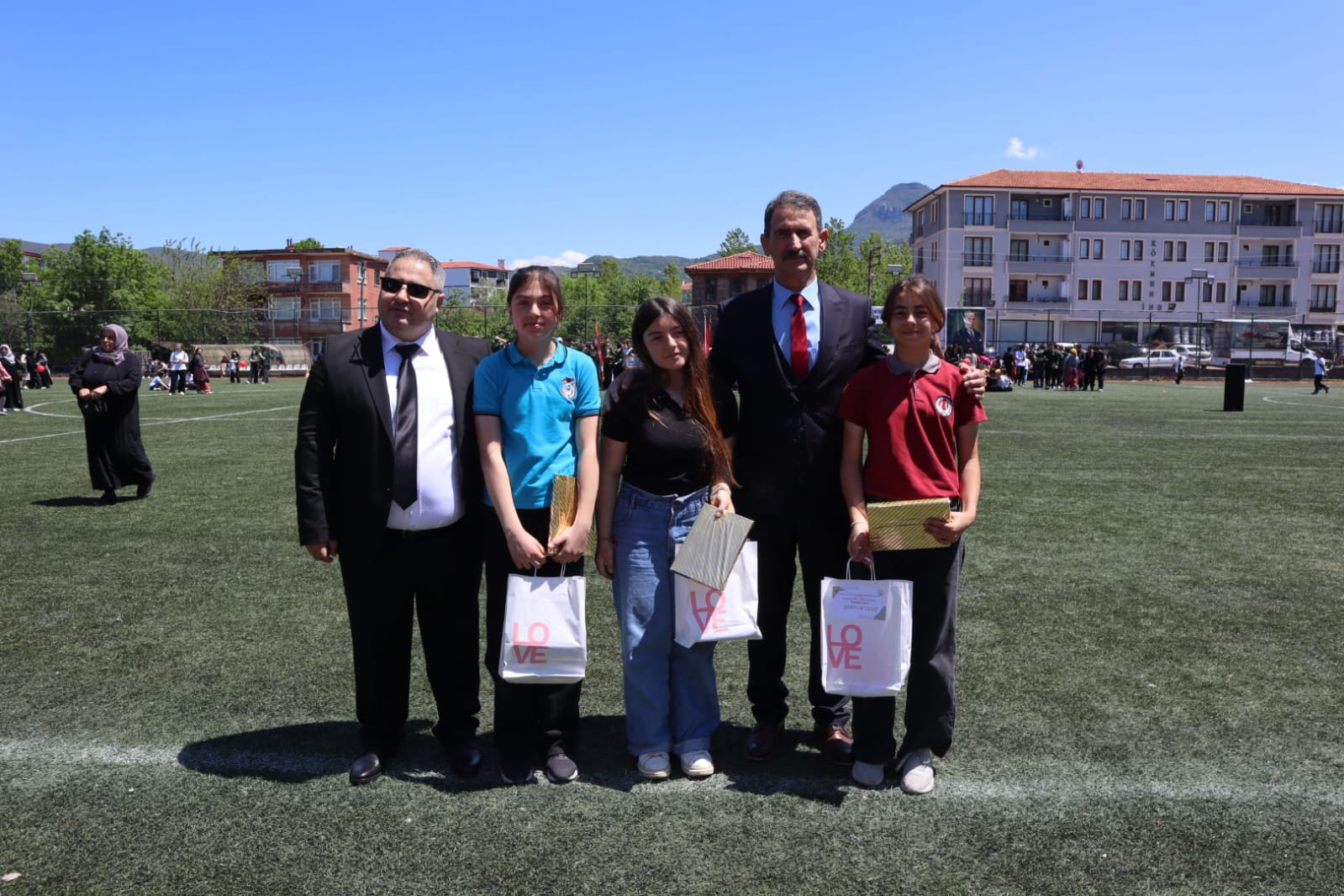 Cide'de 19 Mayıs Coşku Içinde Kutlandı (3)