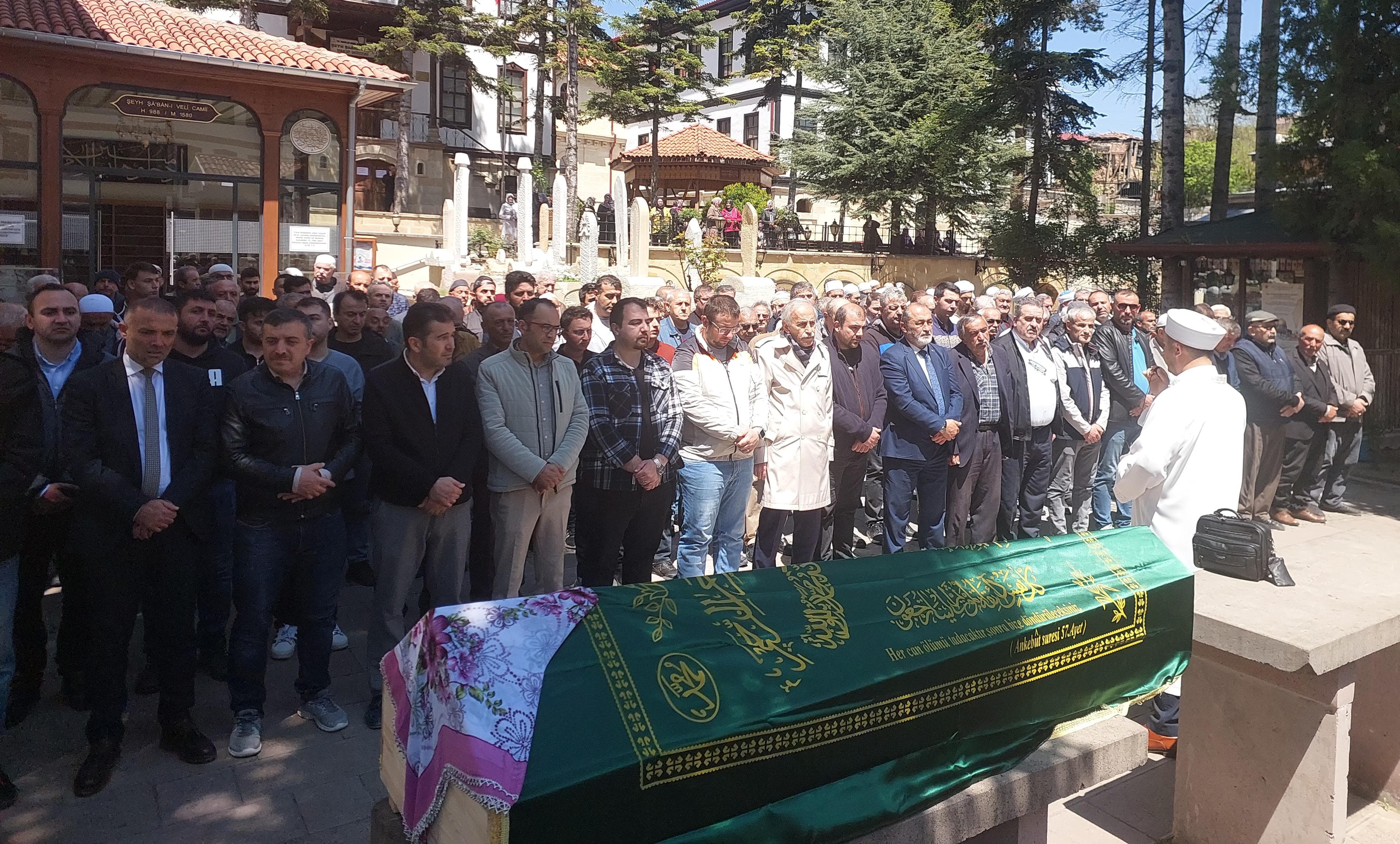 Emekli Öğretmen Neriman Özkan Gül’e Son Görev… (3)
