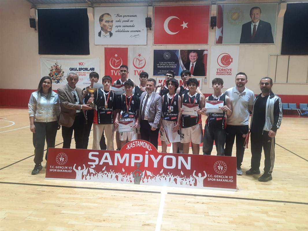 Erkeklerde Abdurrahmanpaşa, Kızlarda Göl Anadolu Birinci! (1)-1