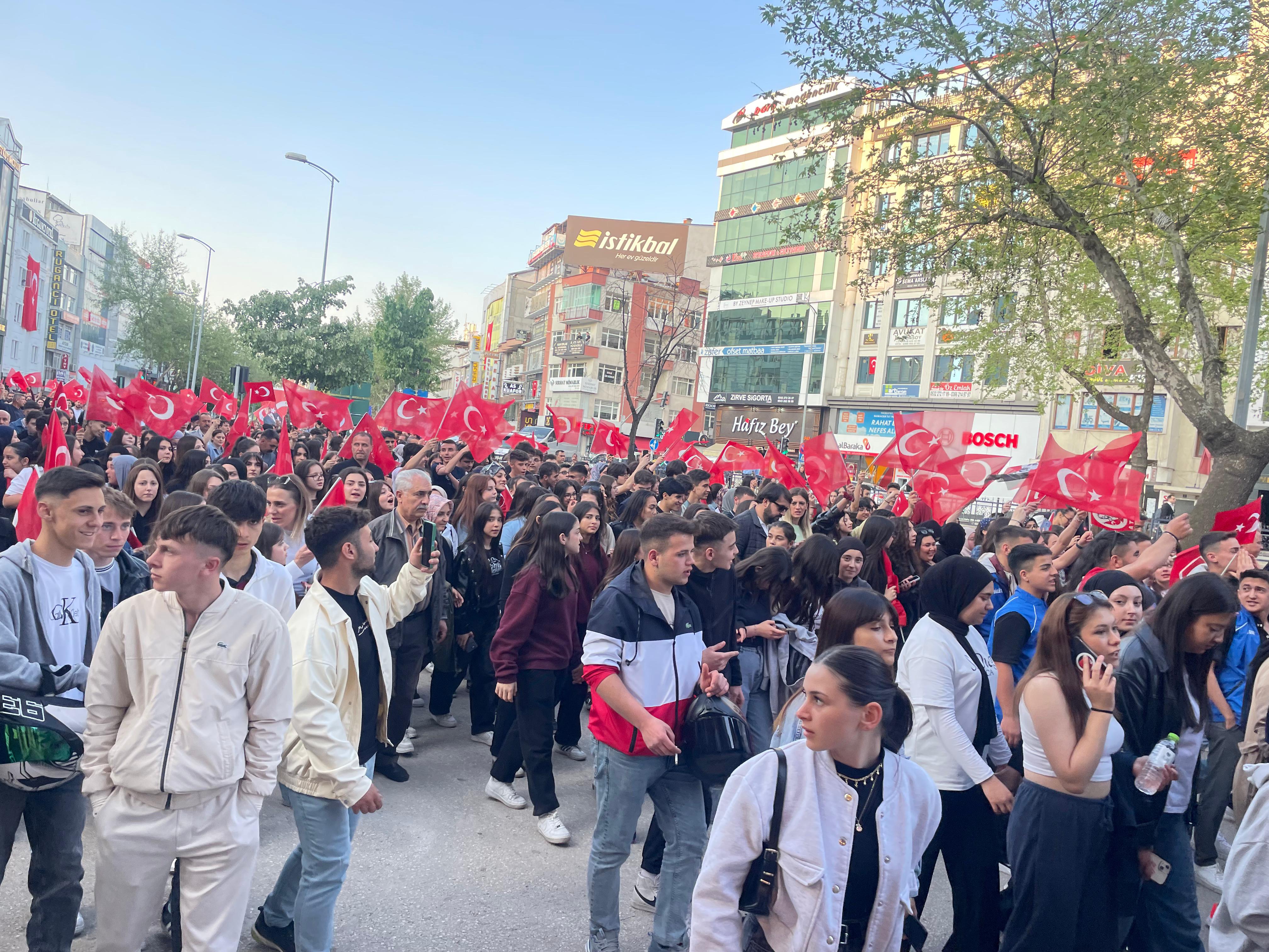 Kastamonu Sokaklarına Sığmayan Yürüyüş!. (1)
