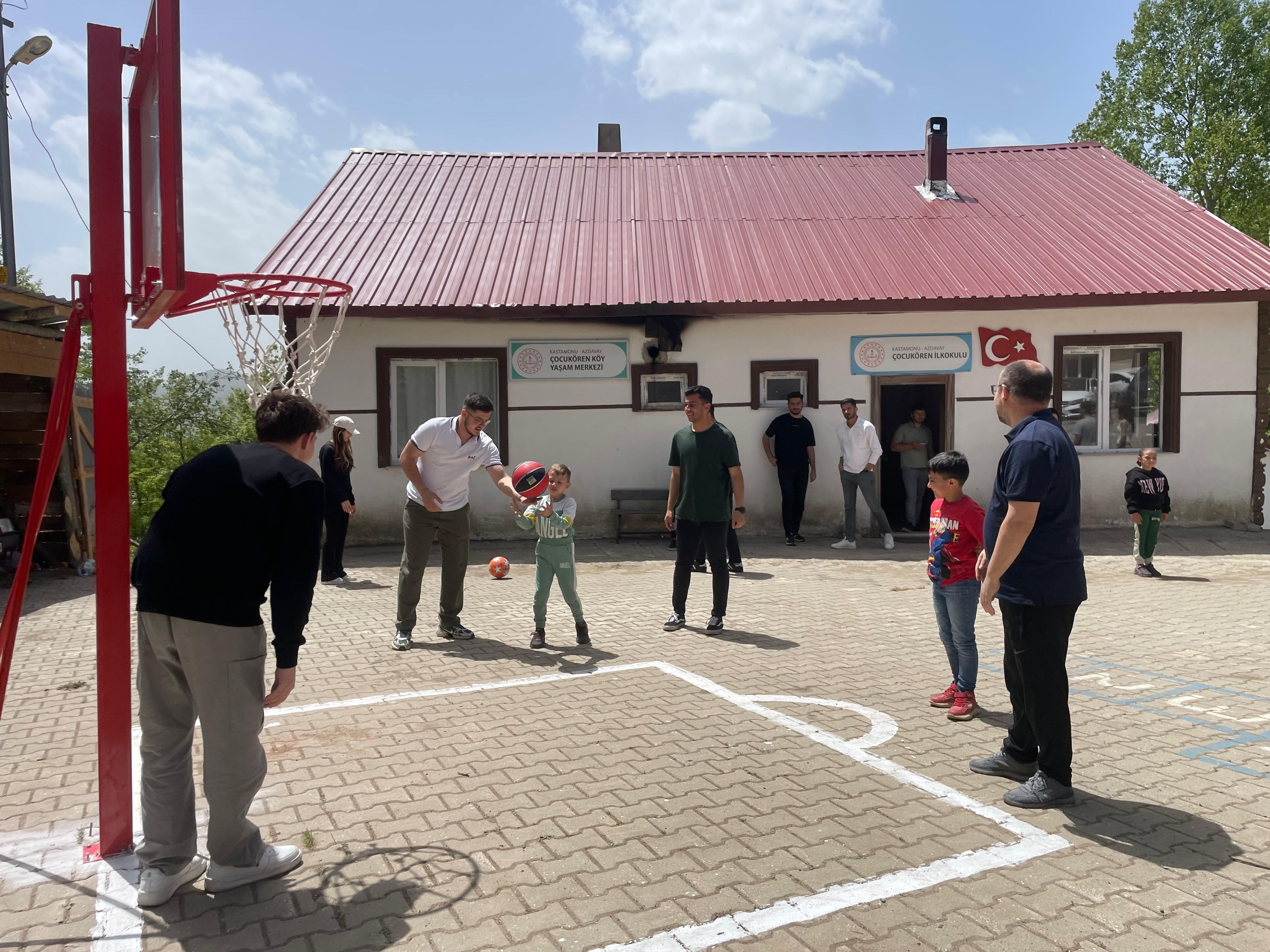 Kastü Gençlerinden Köy Okuluna Gönül Köprüsü (6)