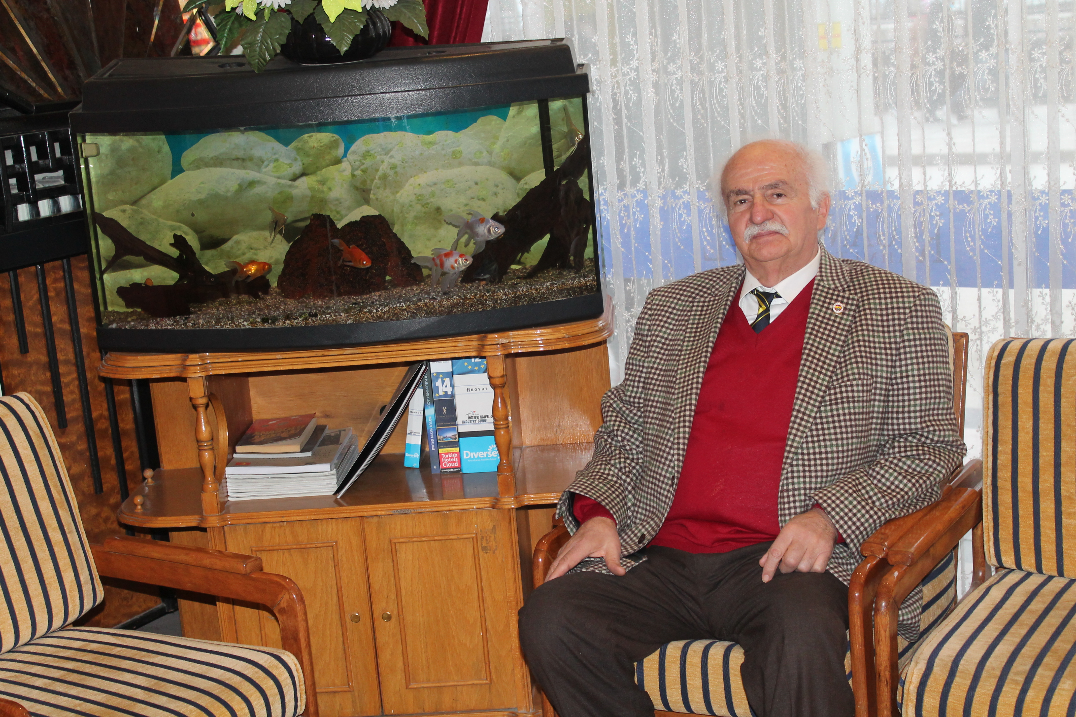 Mi̇ne Özgür Köşe (3) (1)