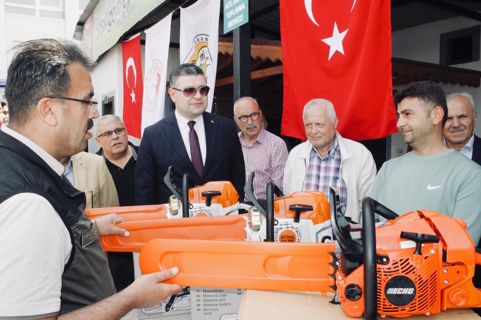 Orman Köylüsüne Traktör Ve Ekipman Desteği (2)