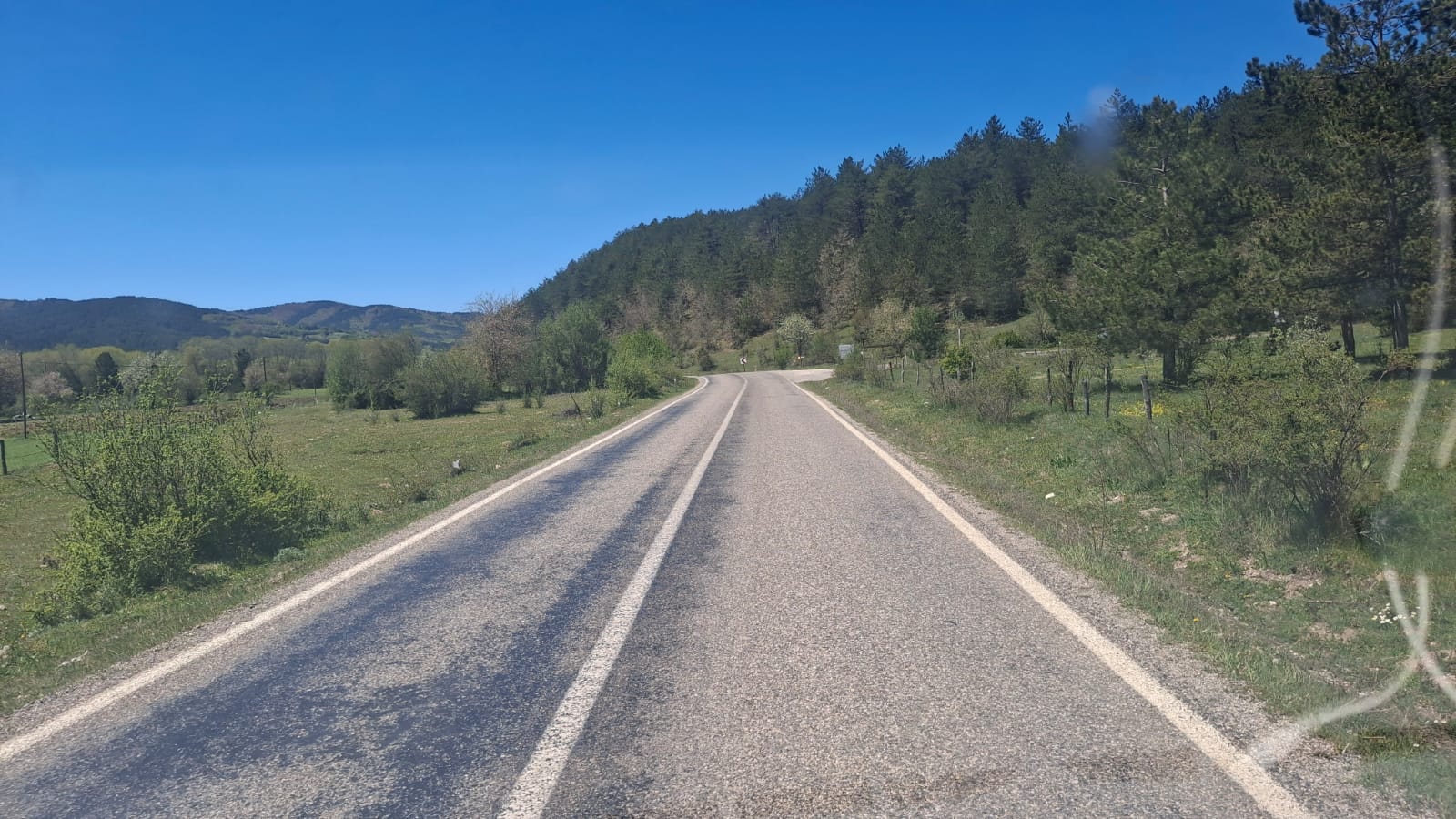 Pehlivan, Yetkilileri Göreve Çağırdı “Ölüm Tuzağına Dönüşen Yol” (1)