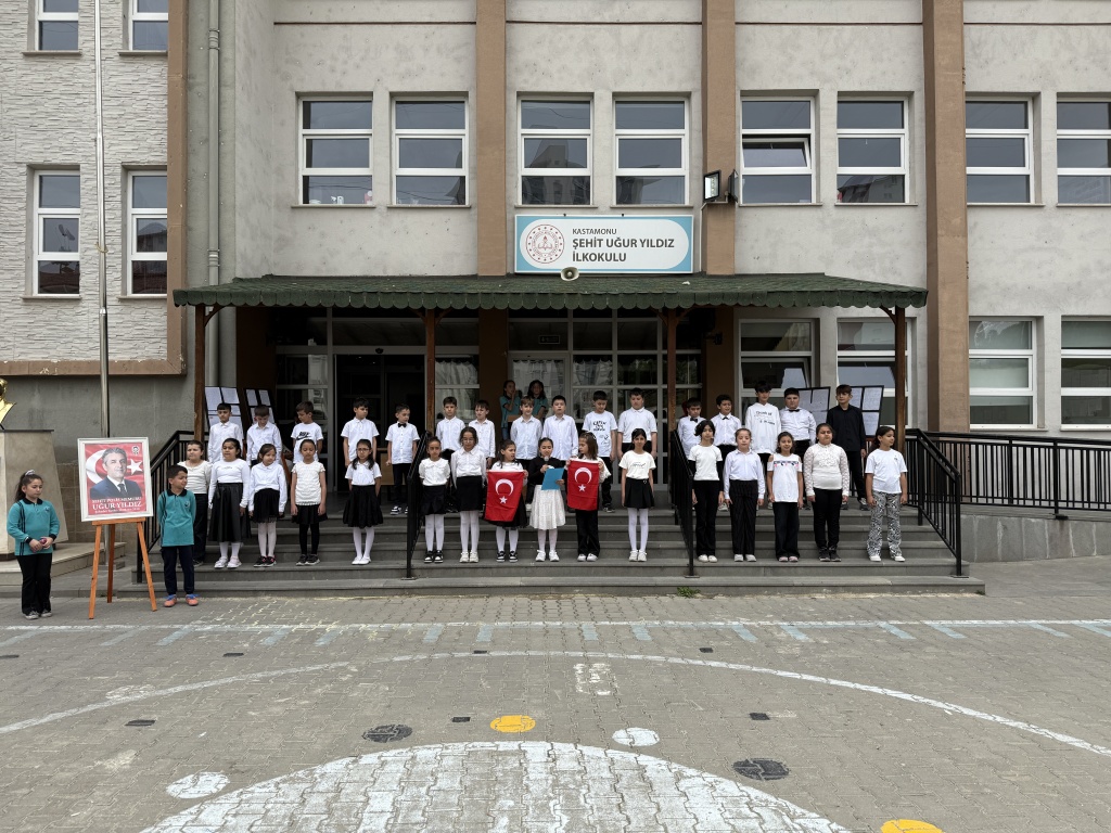 Şehit Uğur Yıldız Ismi Verilen Okulda Anıldı (4)