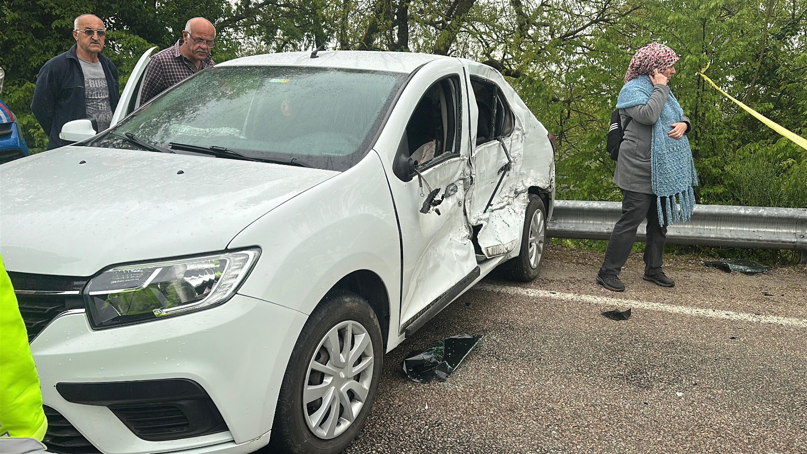 Tur Otobüsü Devrildi Kastamonu Üni (5)
