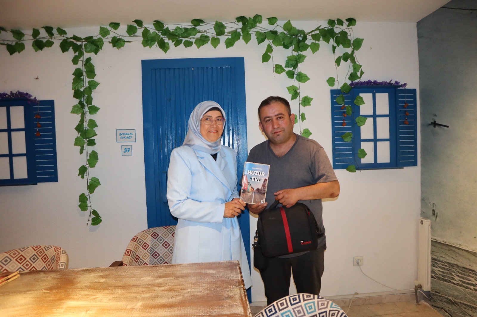 cideli yazar 3'üncü kitabını çıkardı
