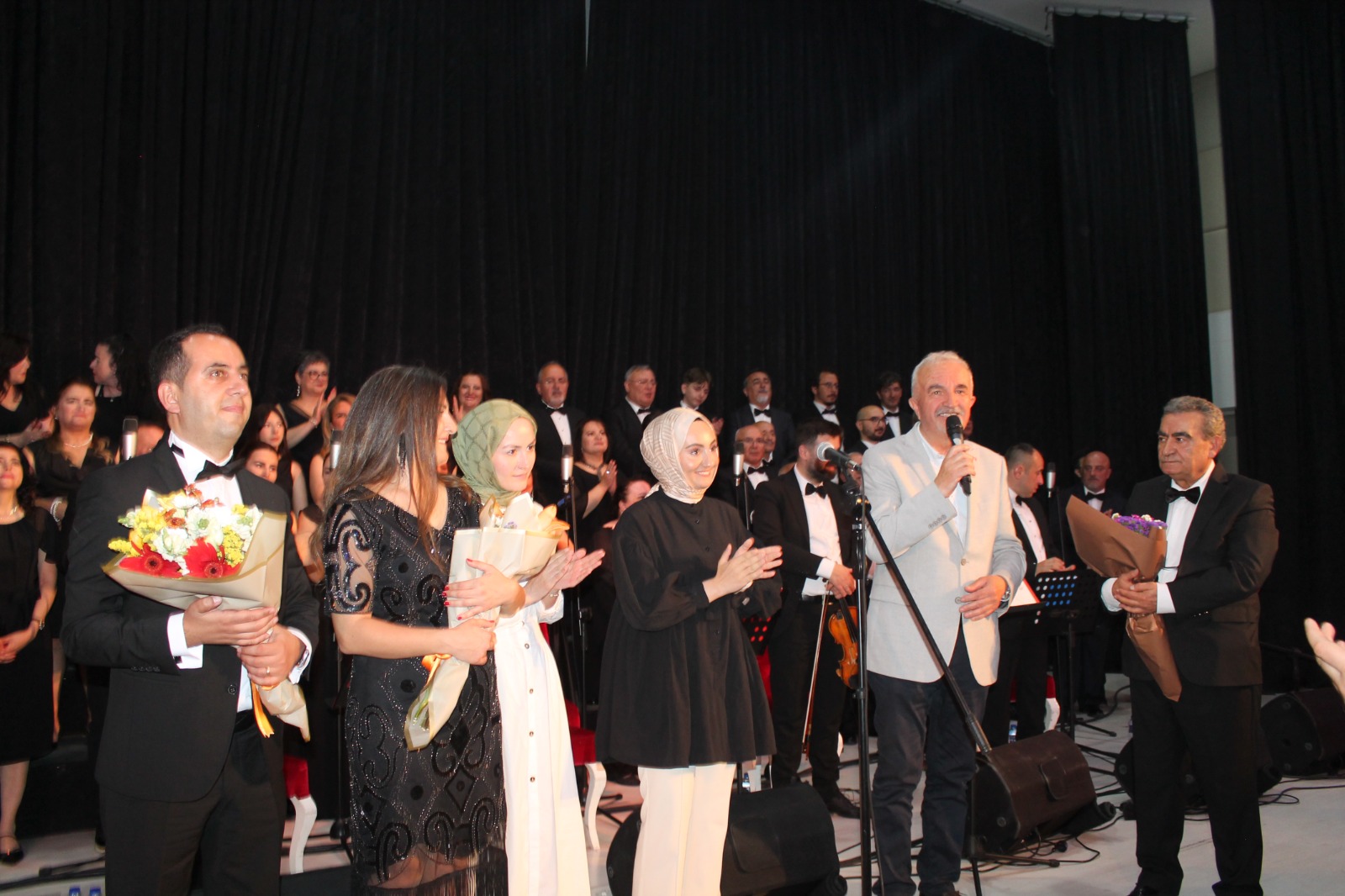 7 Aylık Bebek İle 97 Yaşındaki Hayırsever, Şehr I Dilara’da Buluştu (2)