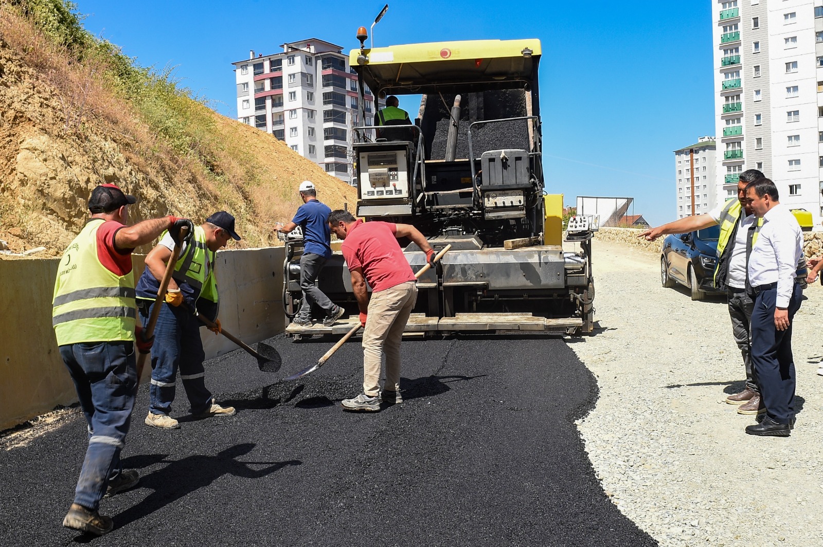 Başkan Baltacı Asfalt Çalışmalarını Inceledi (3)