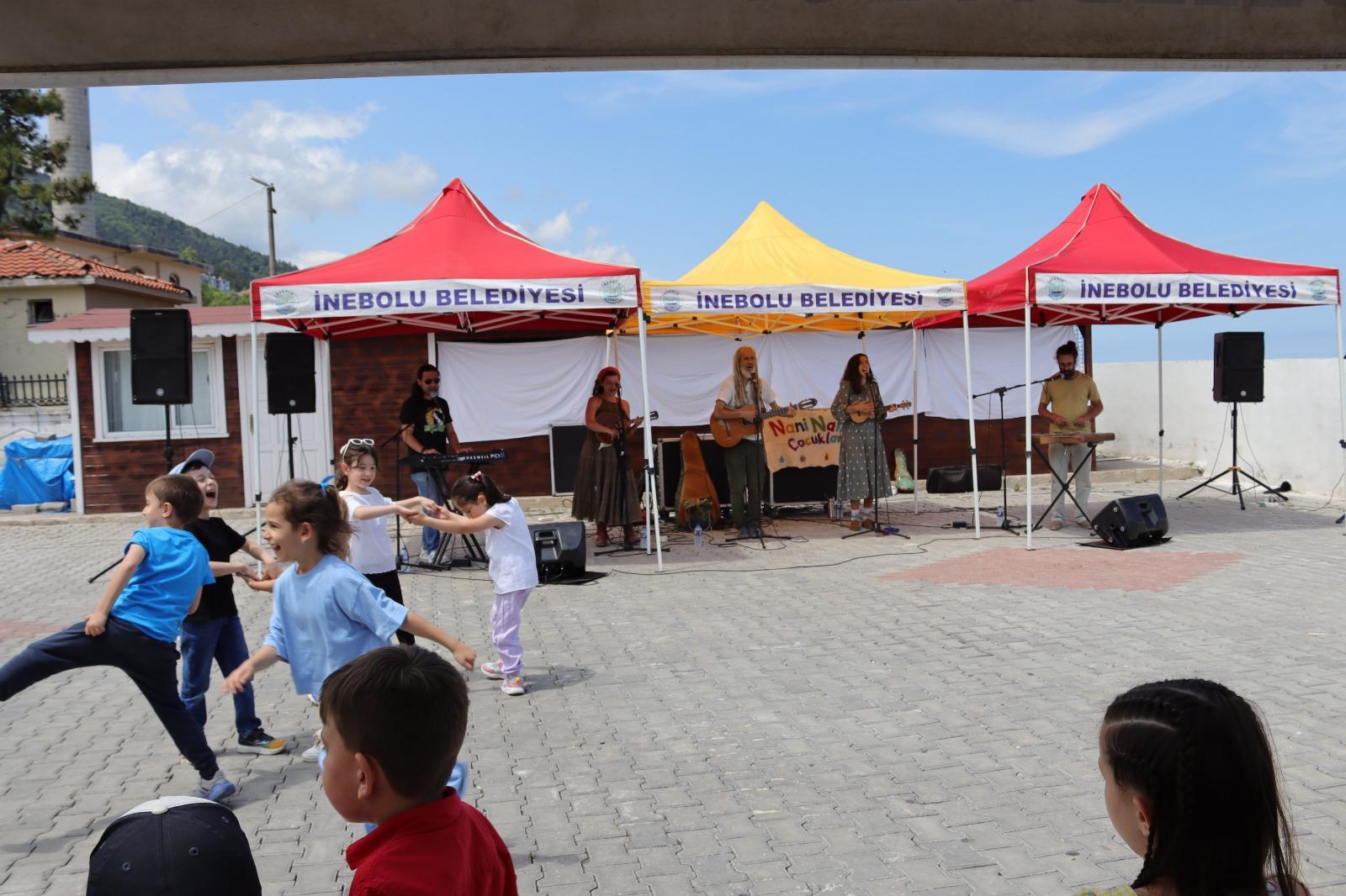 İnebolu'da Nani Nani Çocuk Konseri Minik Kalpleri Isıttı (2)