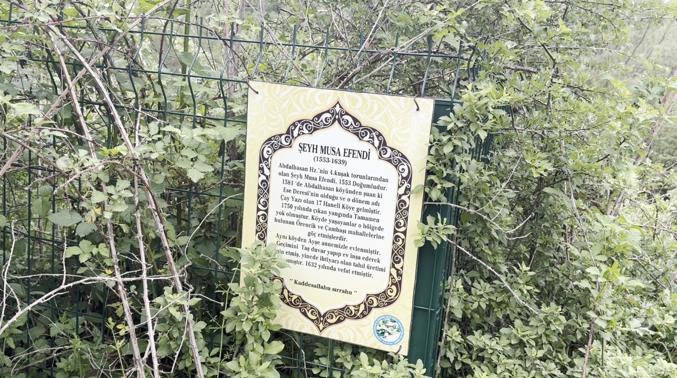 Kastamonu’daki Asırlık Türbe Göz Göre Göre Yok Oluyor (1)-1