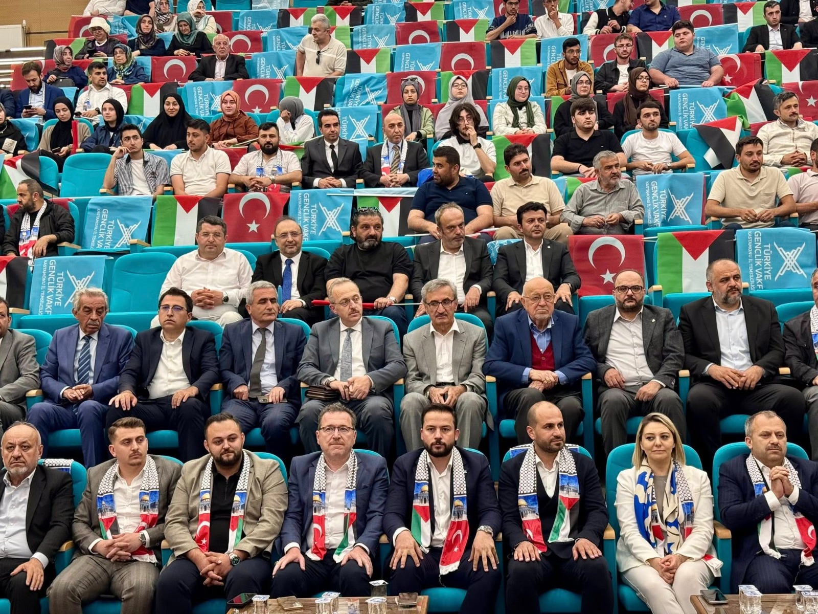 Tügva Genel Başkan Yardımcısı Bu Soruyu Gençler Unutmayacak (1)