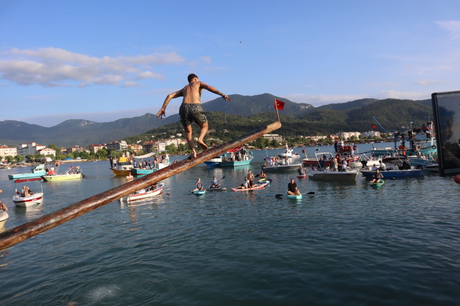 4Bb0C870 9Abc 4E2A B2B6 A1A571E7F15D