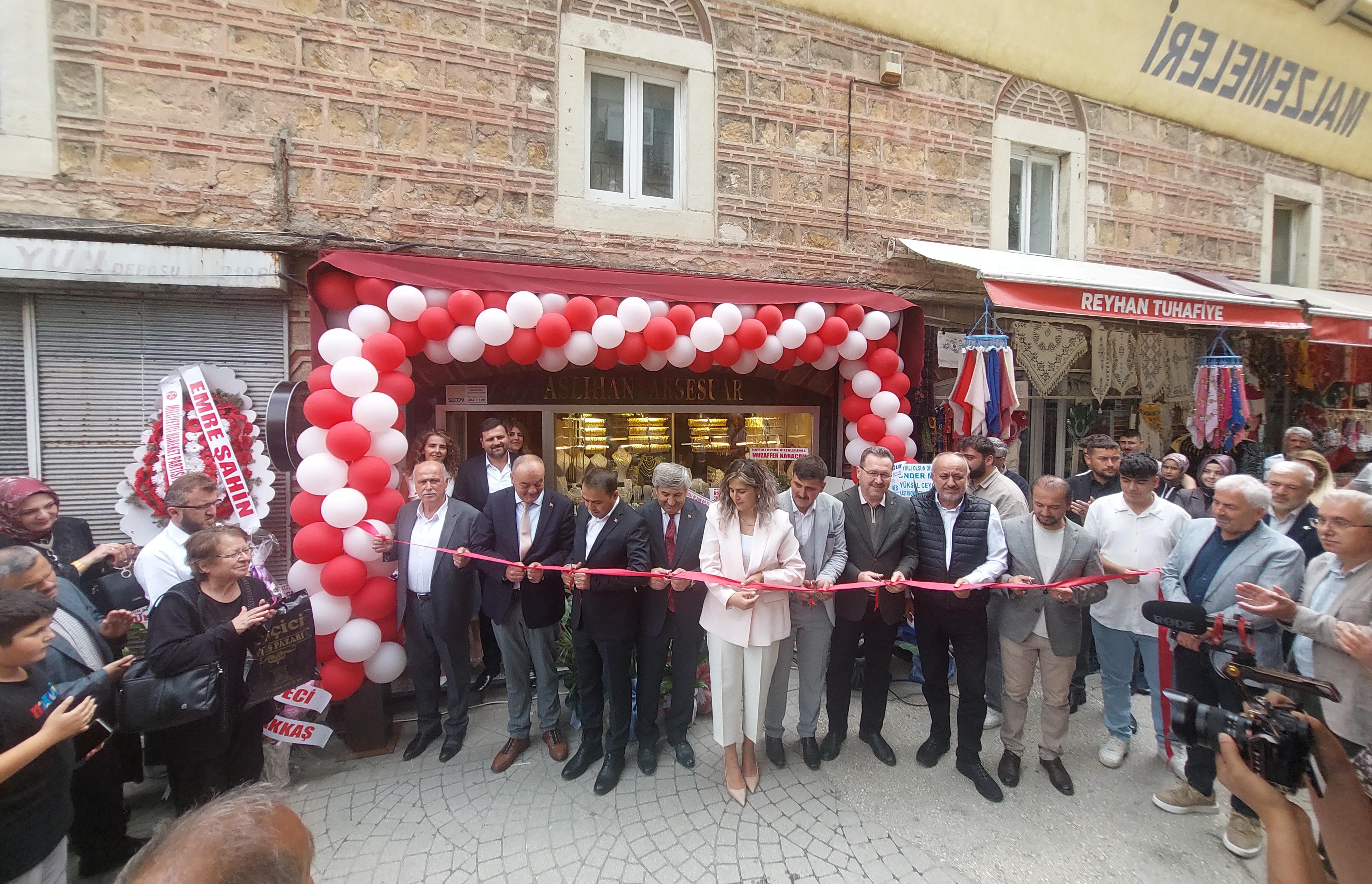 Aslıhan Aksesuar Ve Tezel Sigorta Kastamonu'da Hizmete Girdi (1)