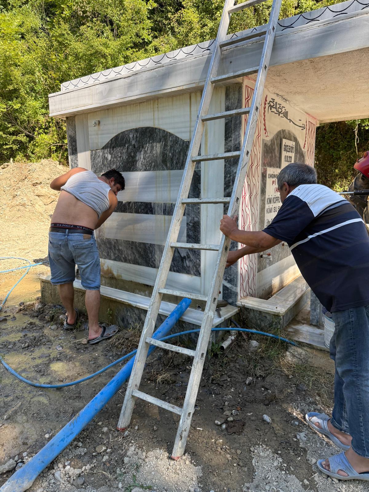 Cideli Hayırsever Gençten Örnek Davranış! (1)