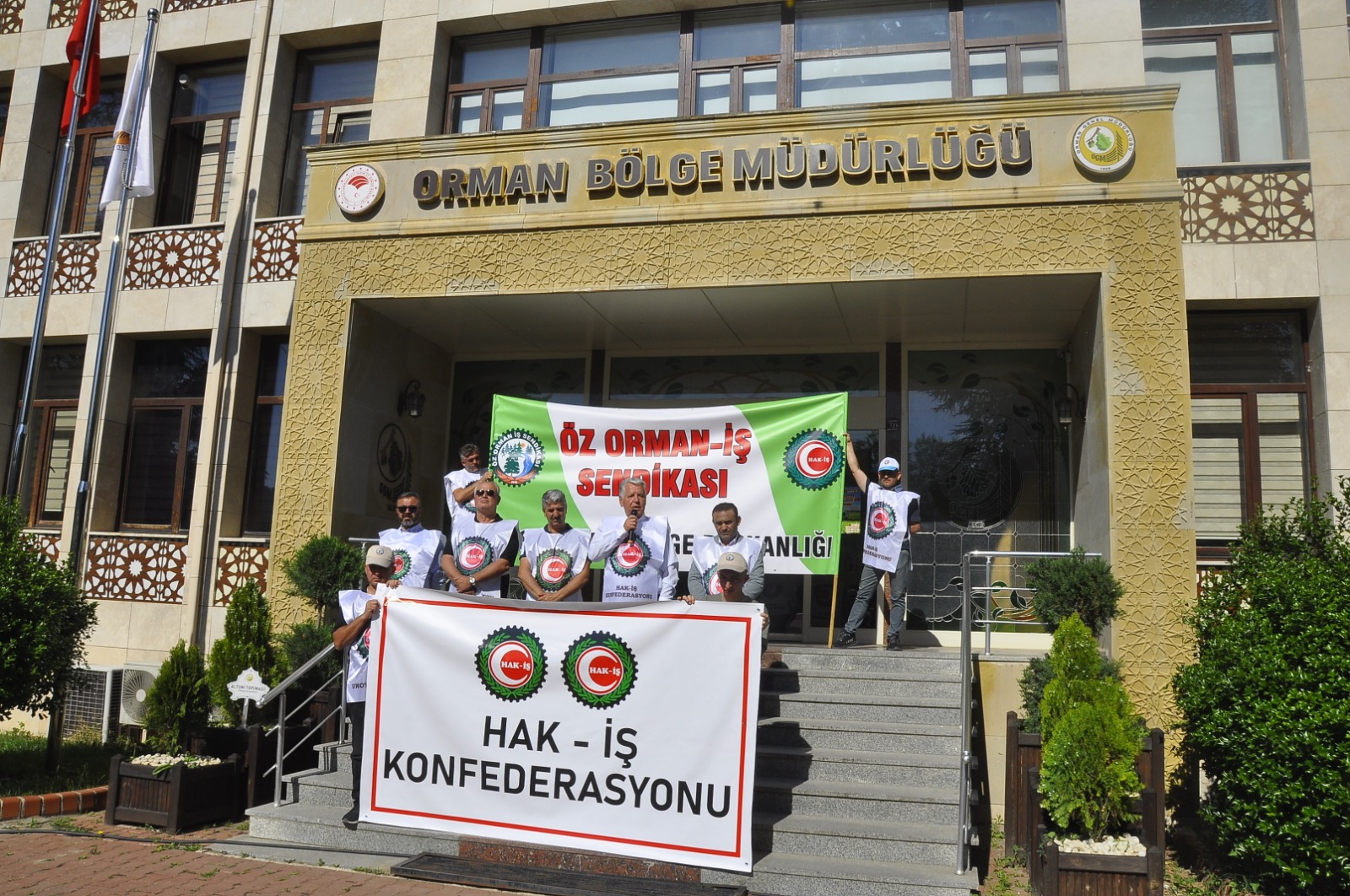 Hak İş’ten 81 Ilde Şehitler Için “Tek Yürek” (1)