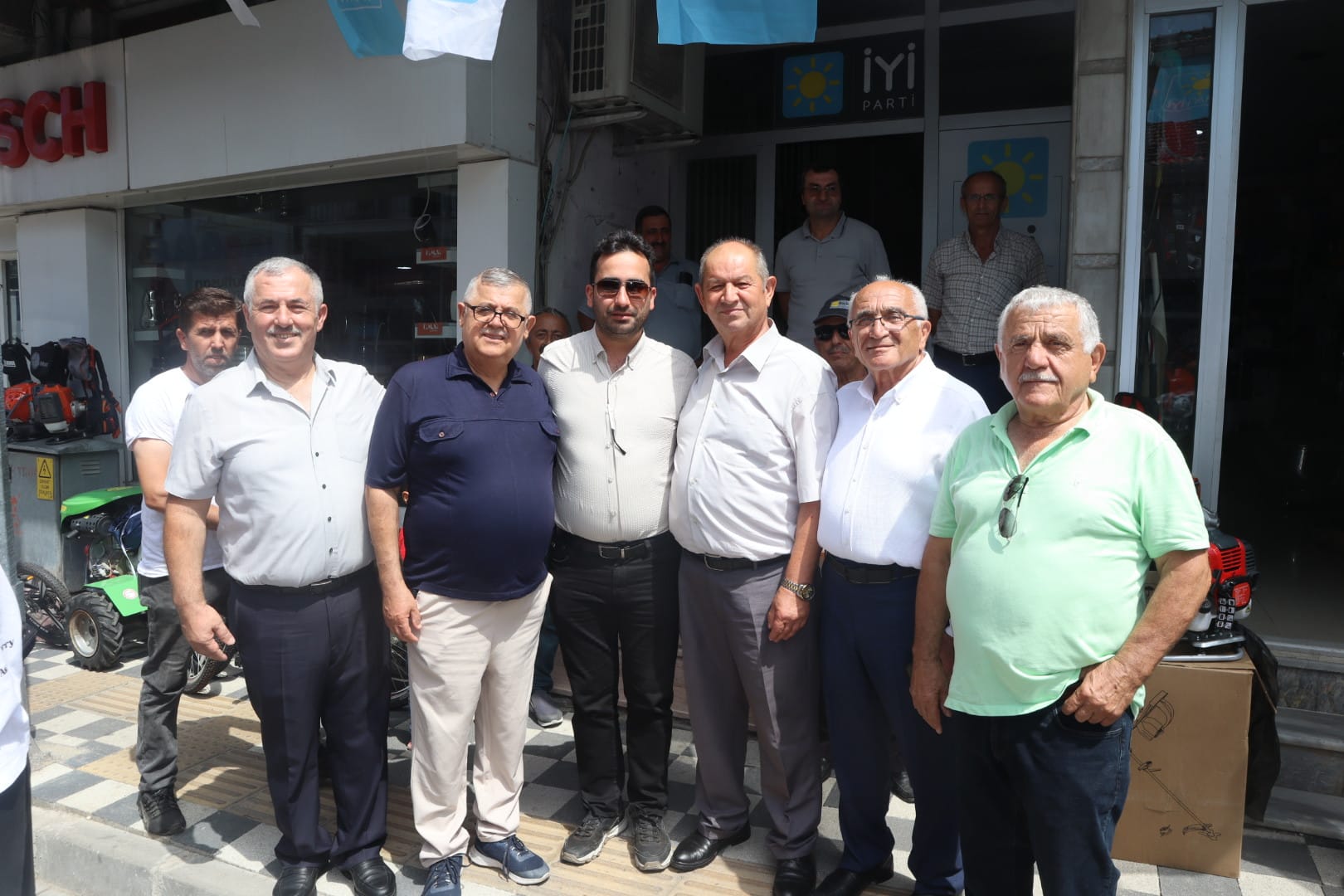 İyi̇ Parti Cide’de 2 Bin Aşure Dağıttı (1)