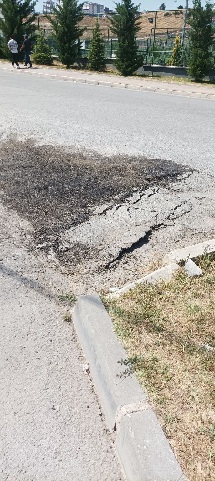 Vatandaştan Kastamonu Belediyesi’ne Yol Tepkisi (3)
