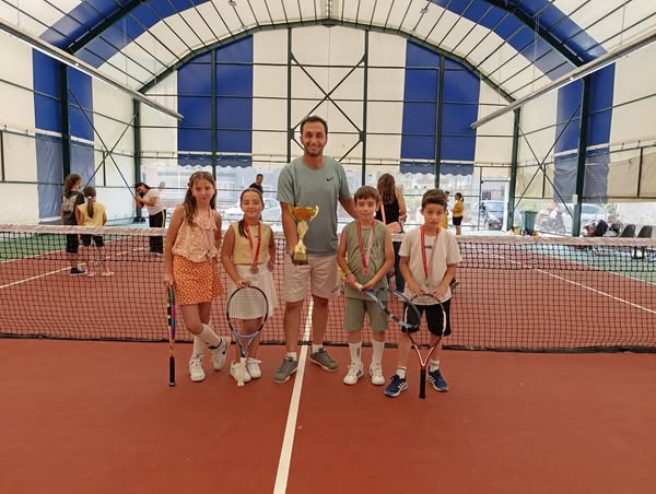 528763239 10235723990254026 9108325864230322338 N