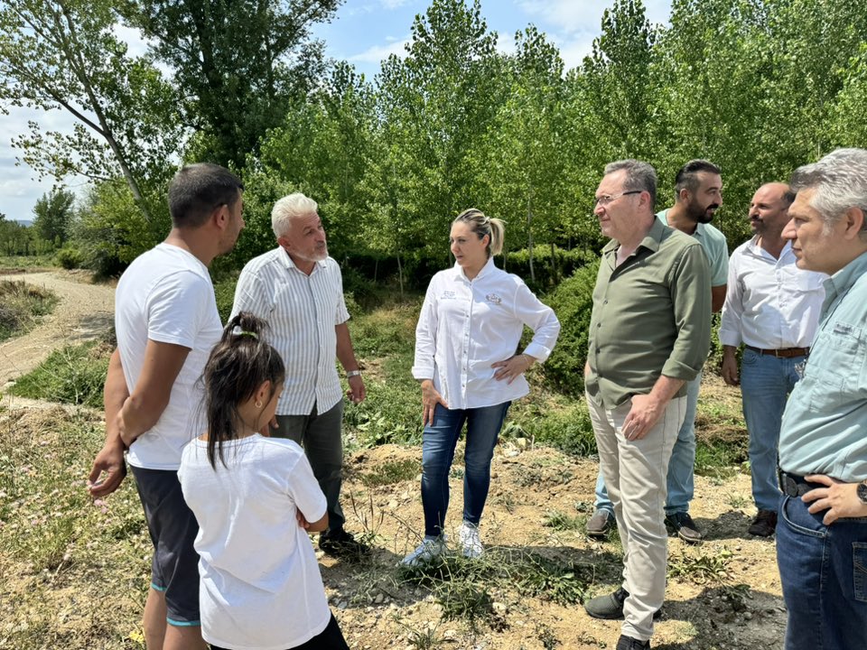 Ak Parti Heyeti Sorunları Için Sahadaydı (4)