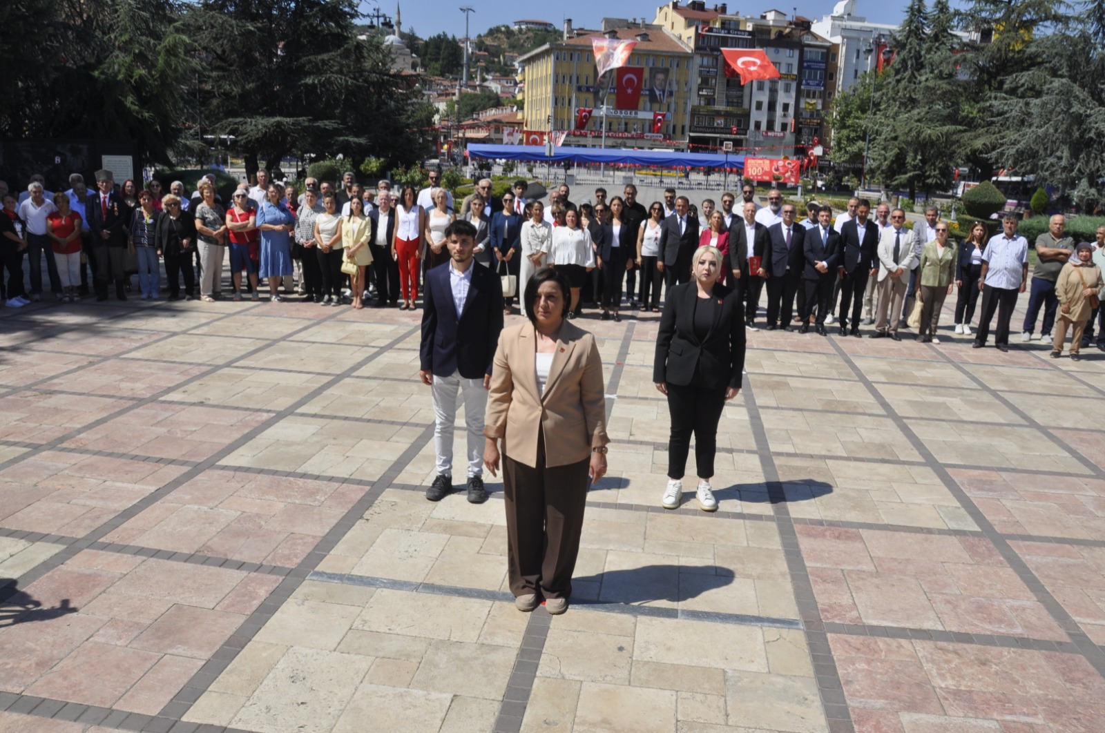 Chp’den 30 Ağustos Zafer Bayramı’nda Çelenk Sunma Töreni… (3)