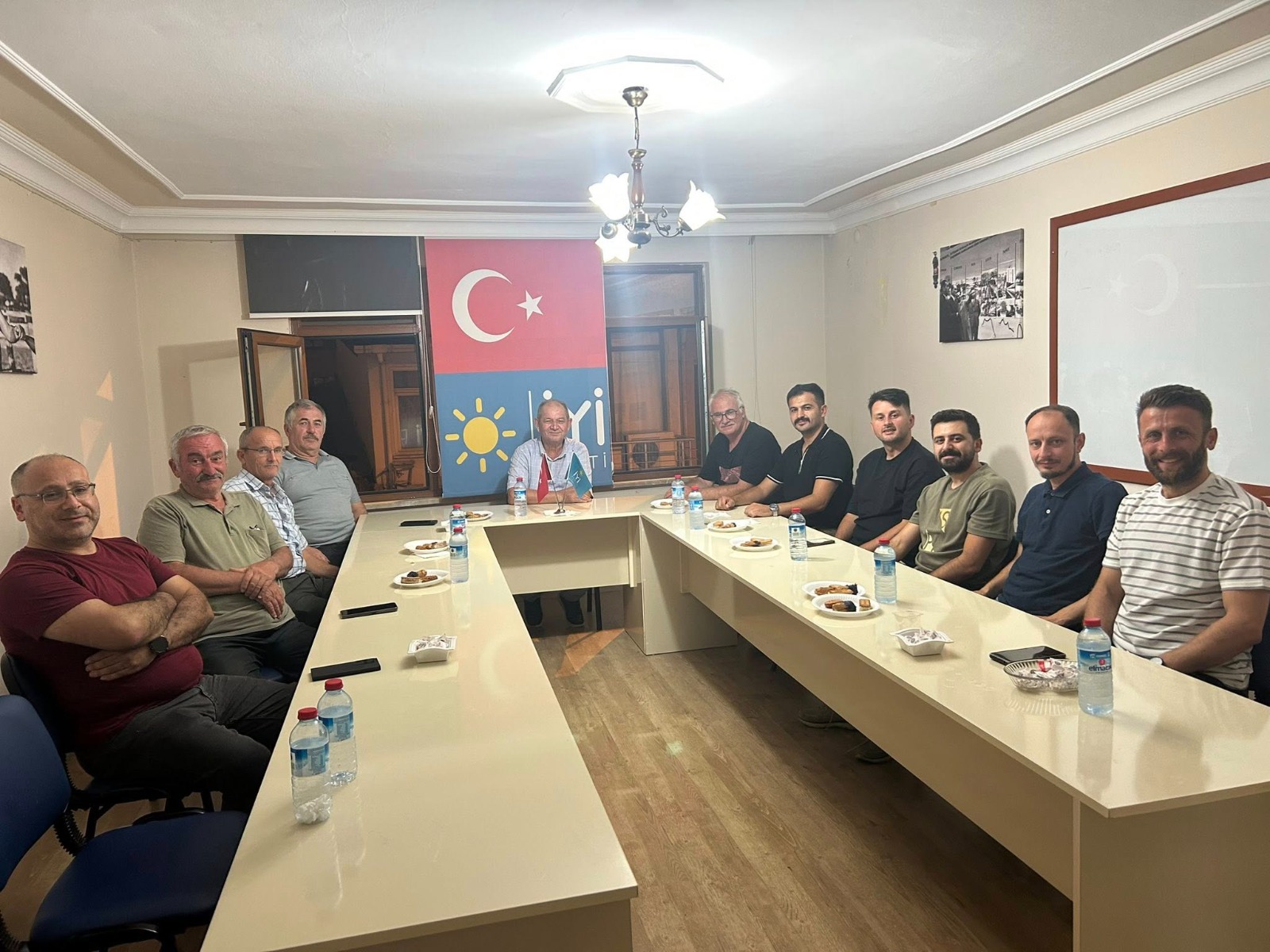 Cide Belediyespor’dan Siyasi Partilere Ziyaret (1)