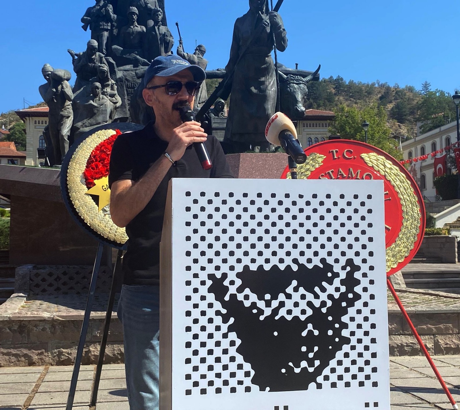 Cumhuriyet Ve Bağımsızlık Vurgusu (2)