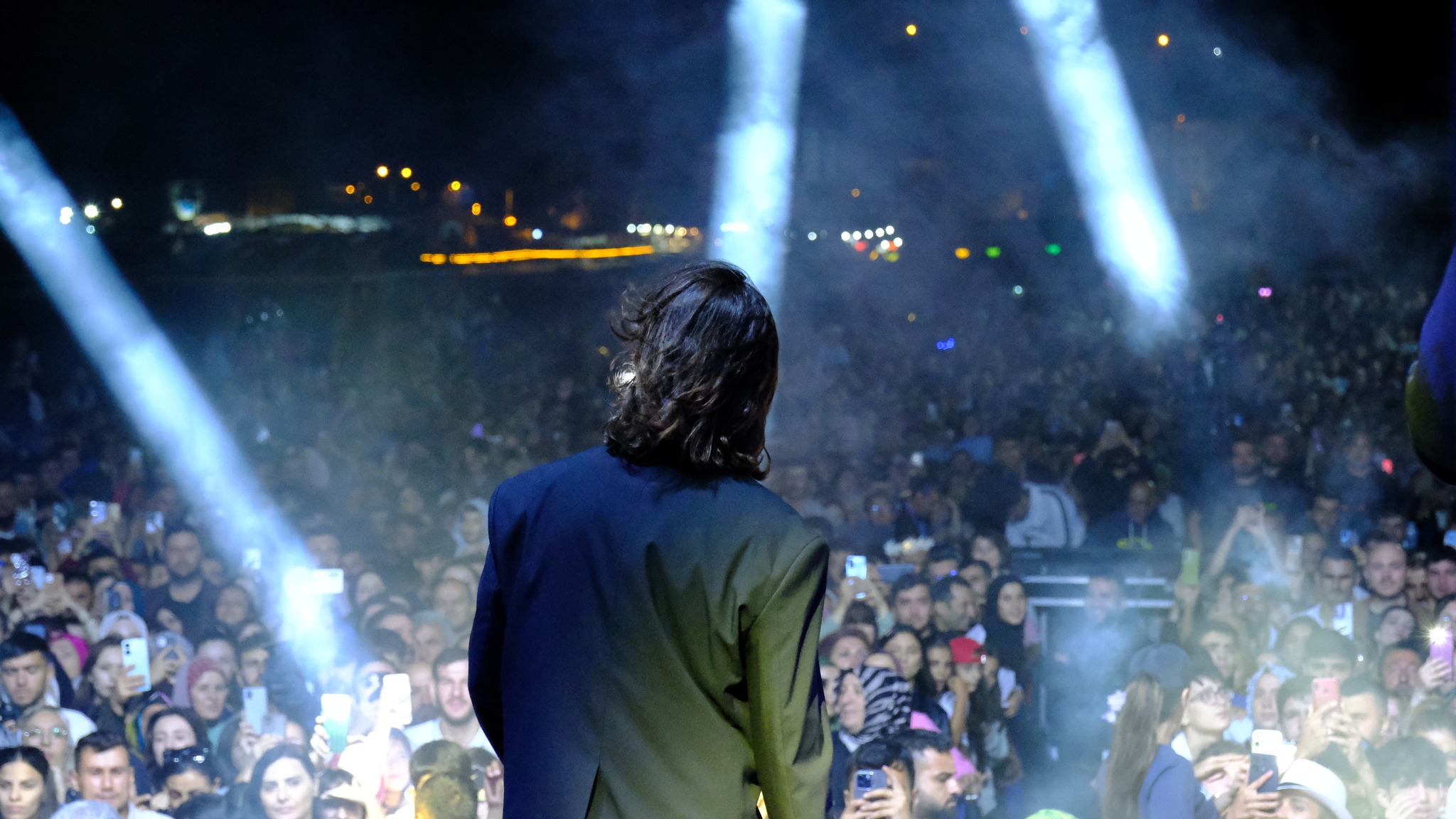 Kastamonu Gecesine Koray Avcı Imzası (1)