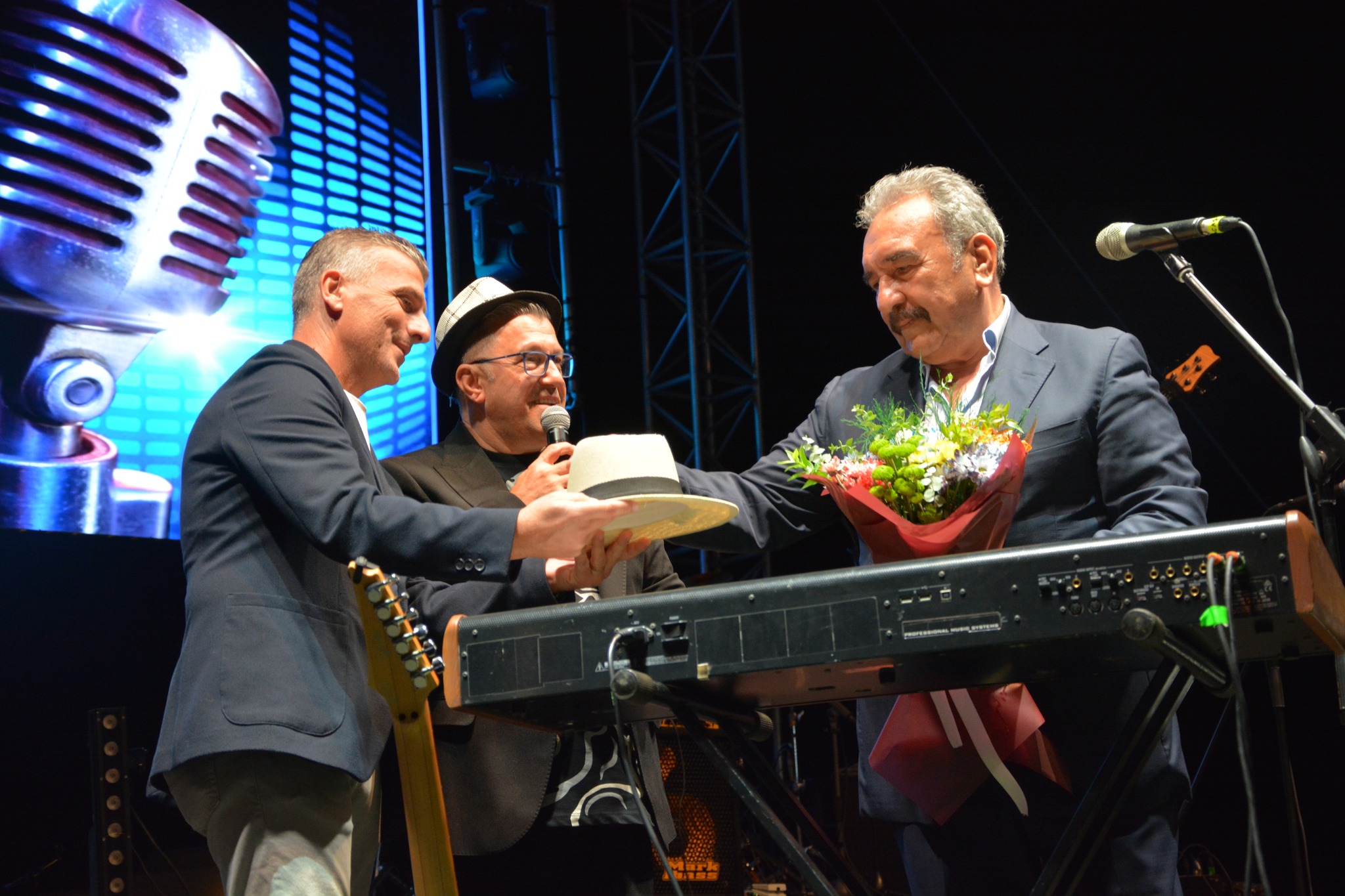 Ümit Besen Heyamola’da İnebolu’yu Salladı (2)