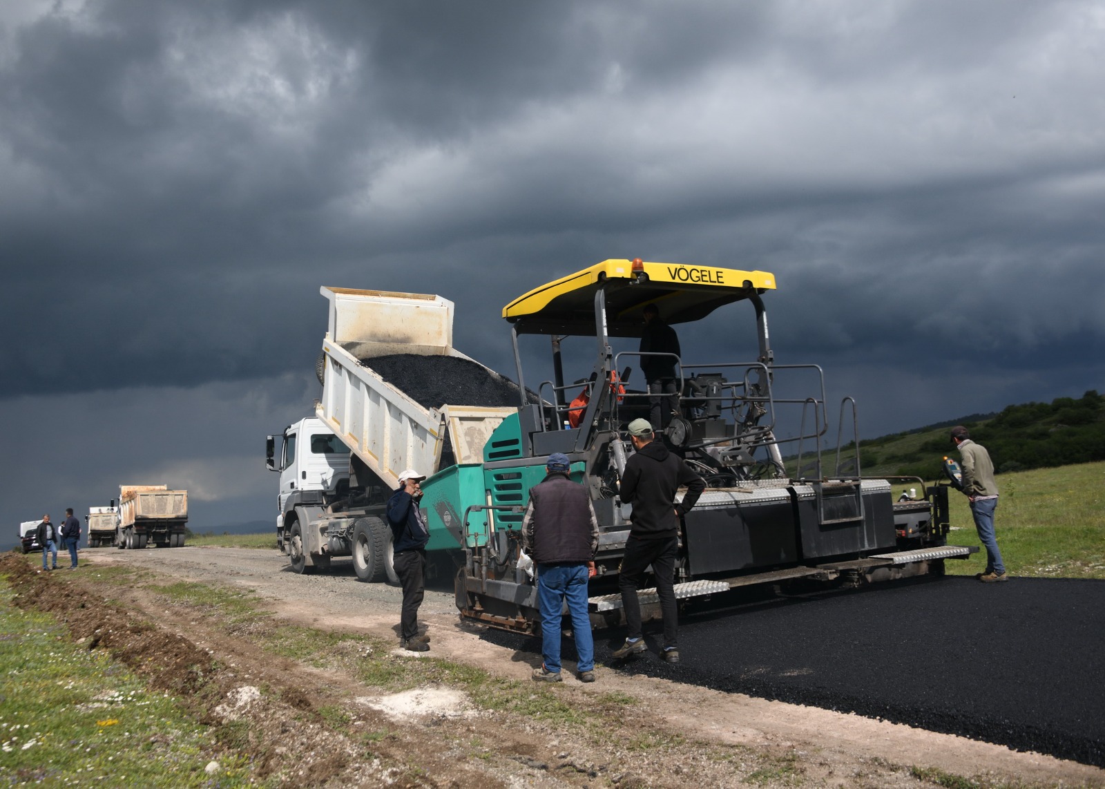 Yollara Sadece Asfalt Değil Alın Terini Serenler (3)