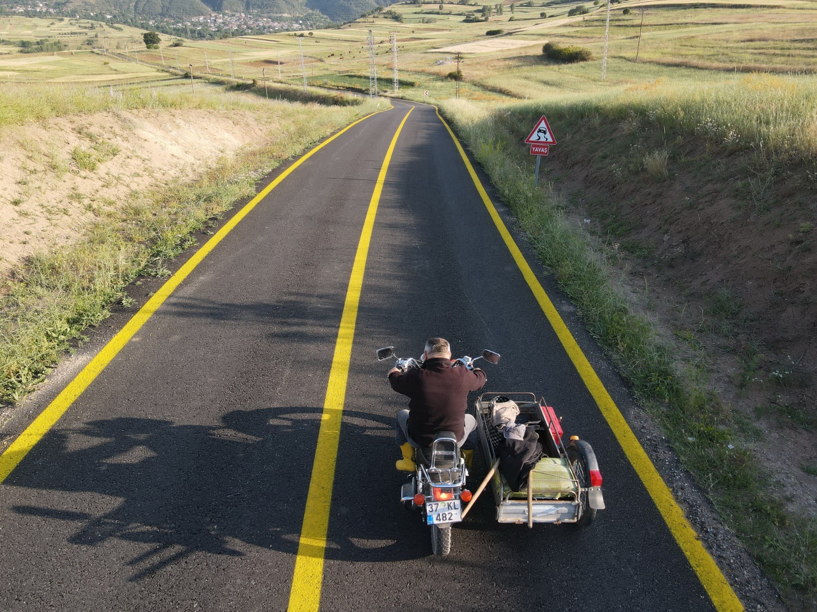 Yollara Sadece Asfalt Değil Alın Terini Serenler (4)