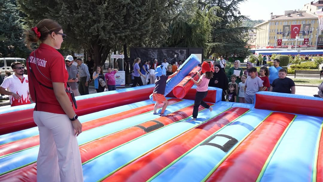 Zafer Bayramı Coşkusu Spor Ve Sanatla Buluştu (2)