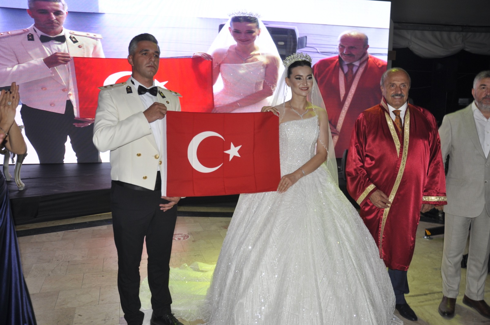 Dilek Igdirli Dugun (2)