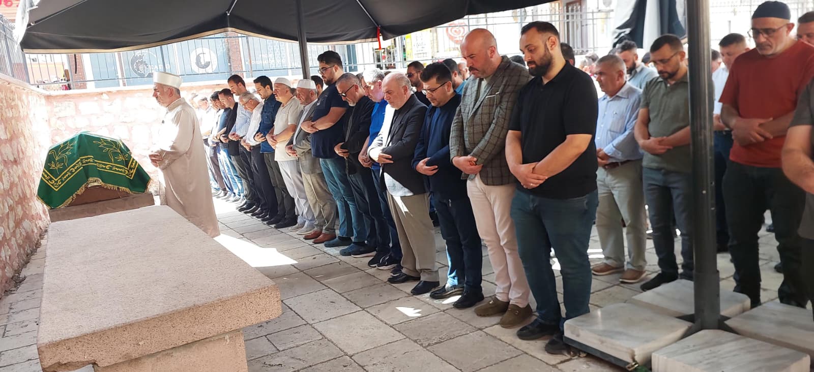 Kuyudibi Esnafı Son Yolculuğuna Uğurlandı (5)