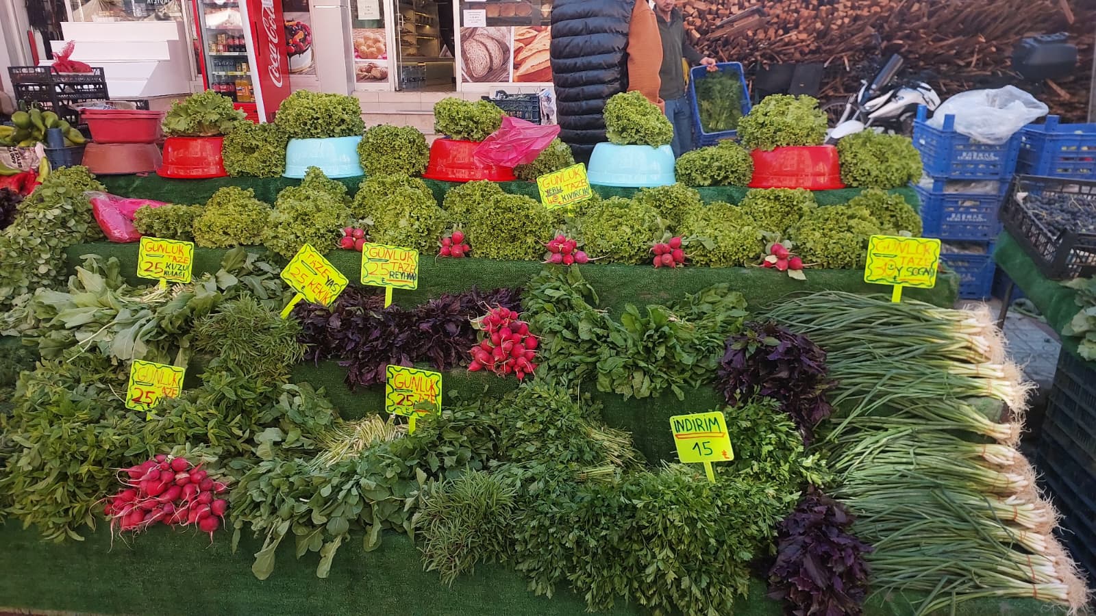 Pazarlarda Kış Telaşı Yoğunluğu Başladı…3
