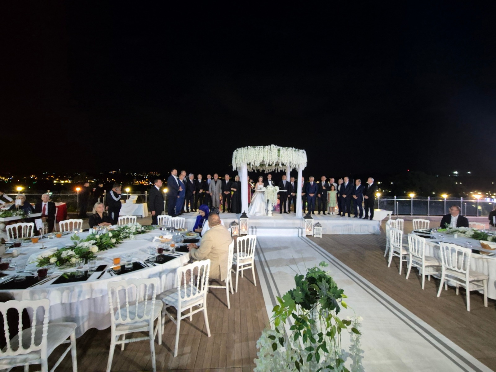 Tafracı Ve Tan Ailelerinin Evlatları Görkemli Düğünle Hayatlarını Birleştirdi (3)