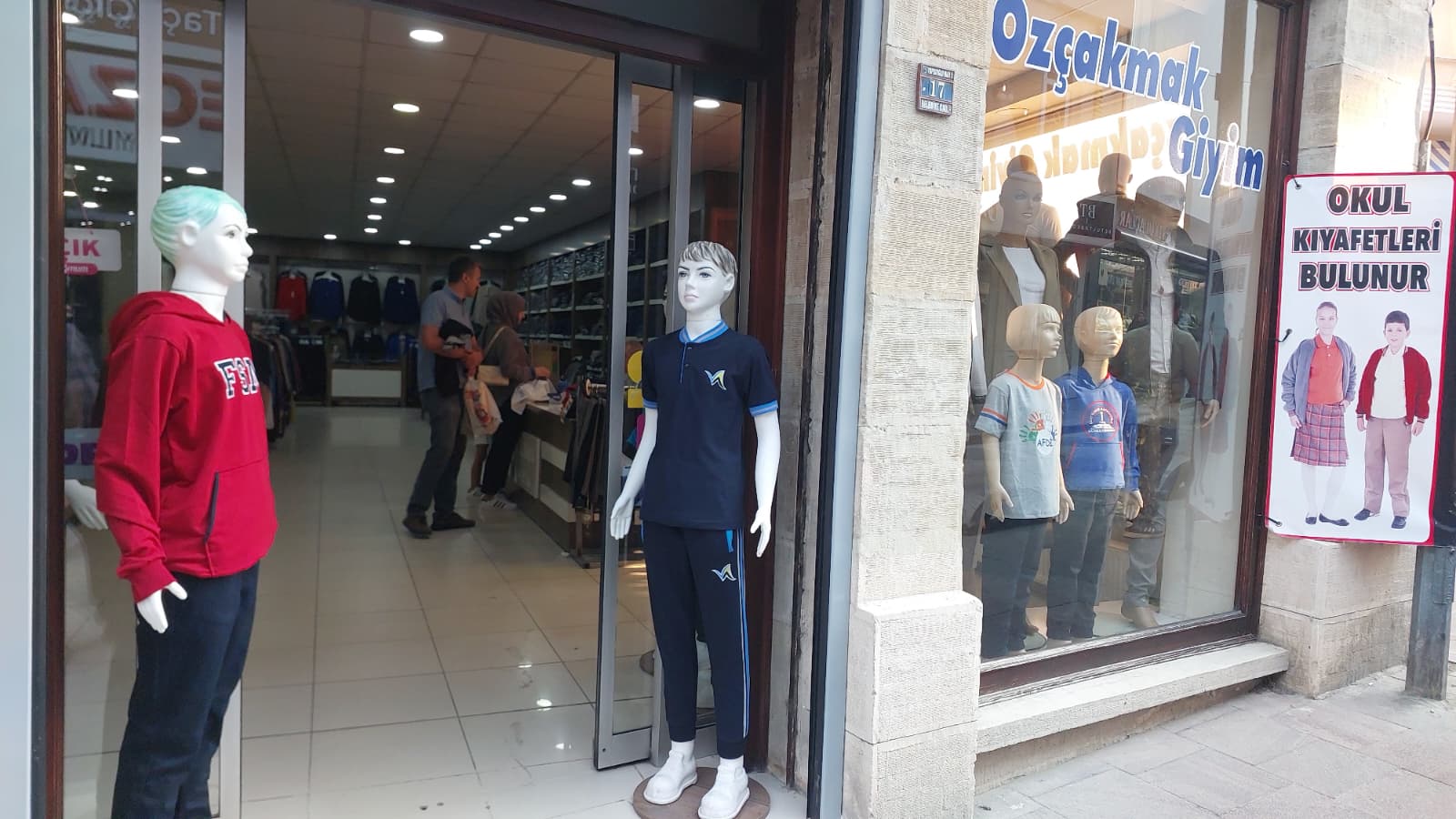 ozcakmaklar kıyafet