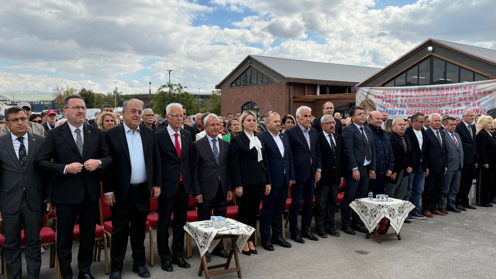 14Deec33 8Adf 43B5 Bdca A55Edf2A4560