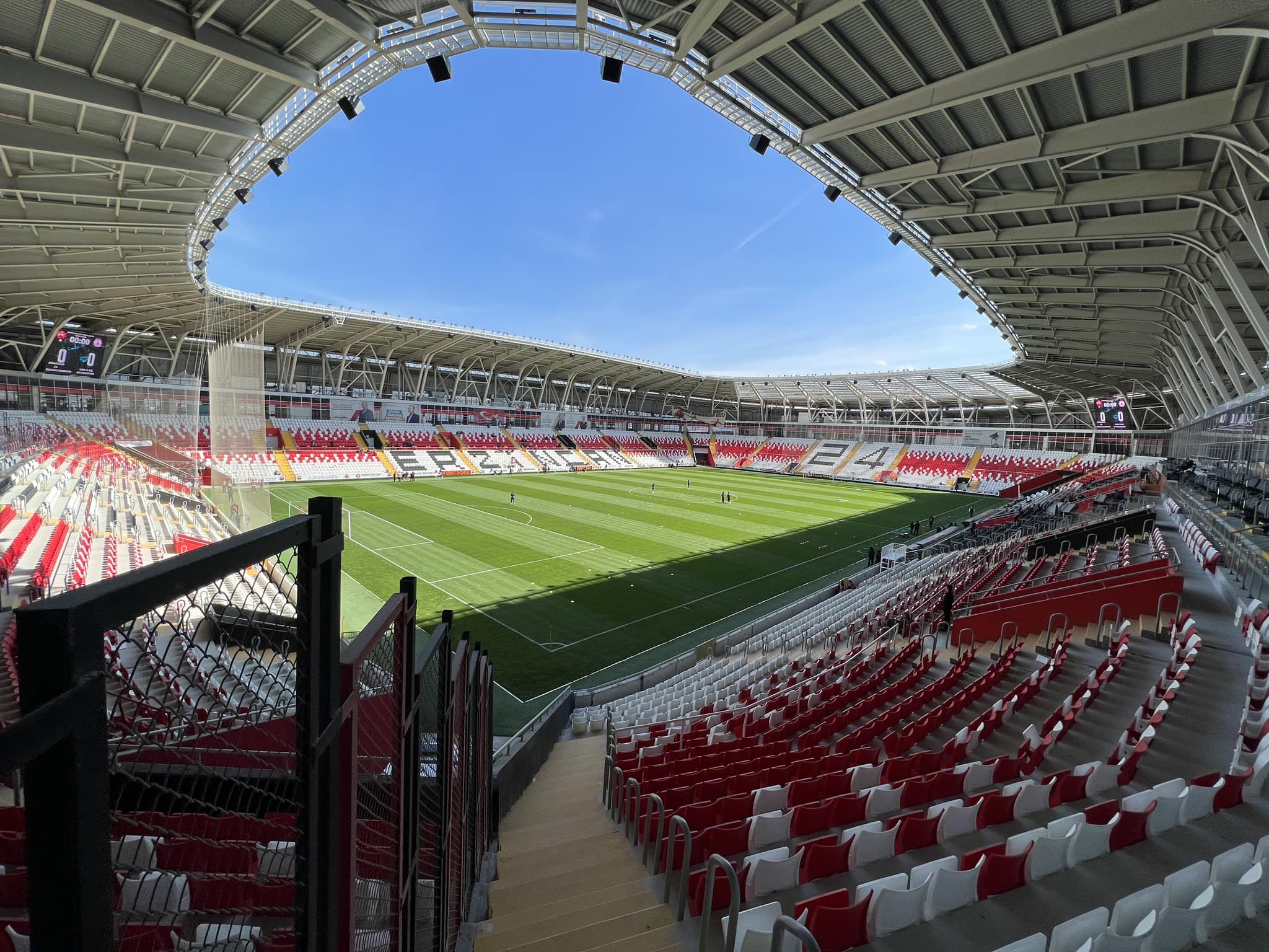 Erzincan 13 Şubat Şehir Stadı (2)