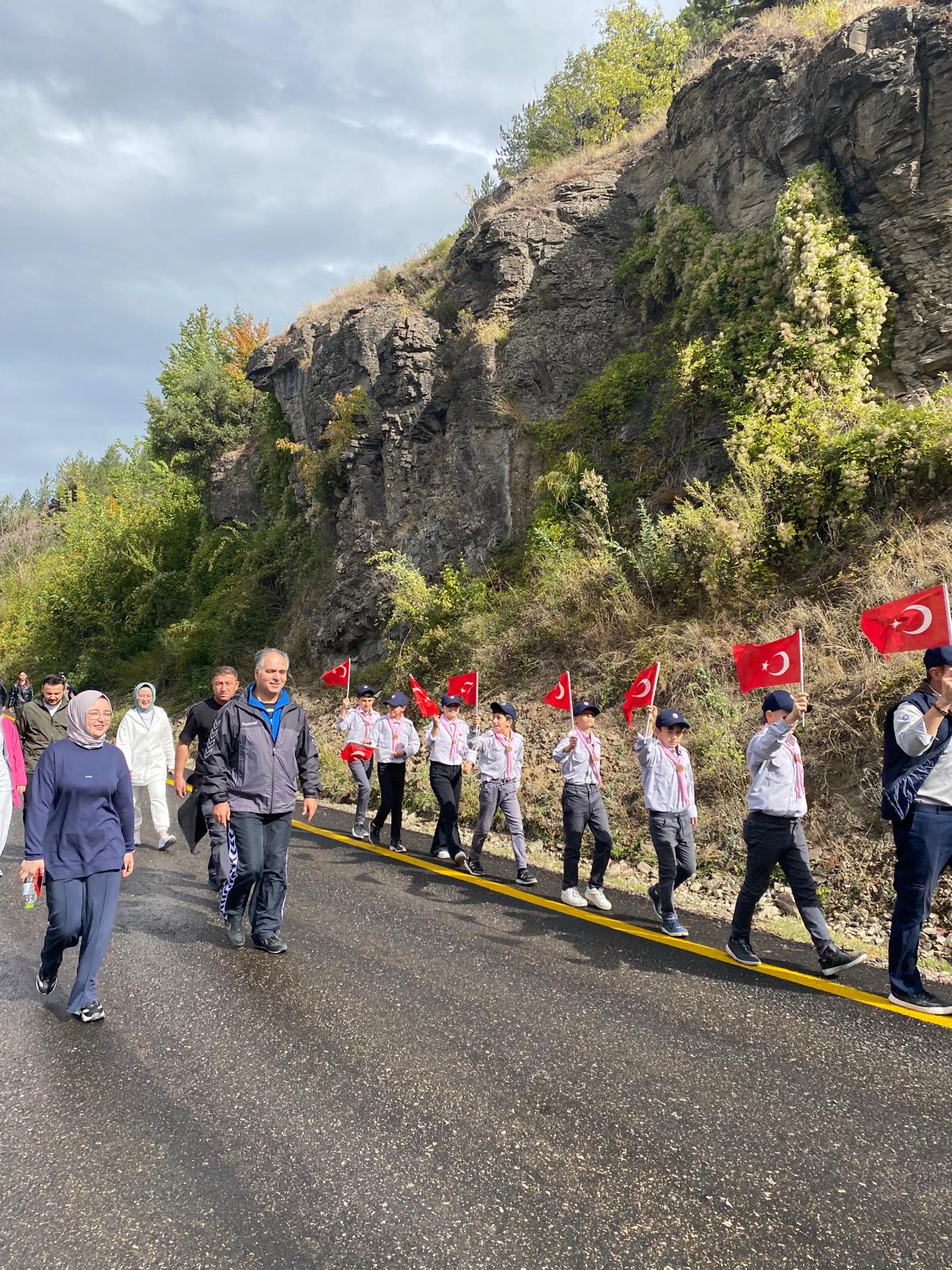 İhsangazi’de “Dünya Yürüyüş Günü” Etkinliği Düzenlendi (1)