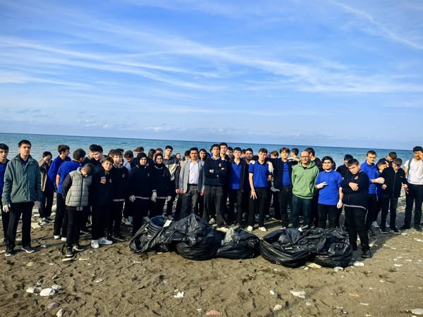 İnebolu Sahilinde Öğrencilerden Anlamlı Etkinlik (3)