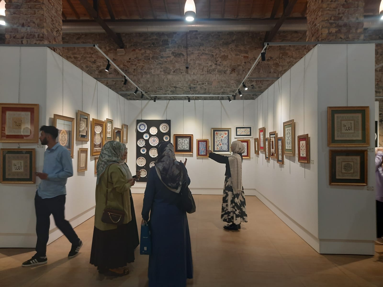 İnebolulu Sanatçıdan Tezhip Ve Çini Sergisi (3)