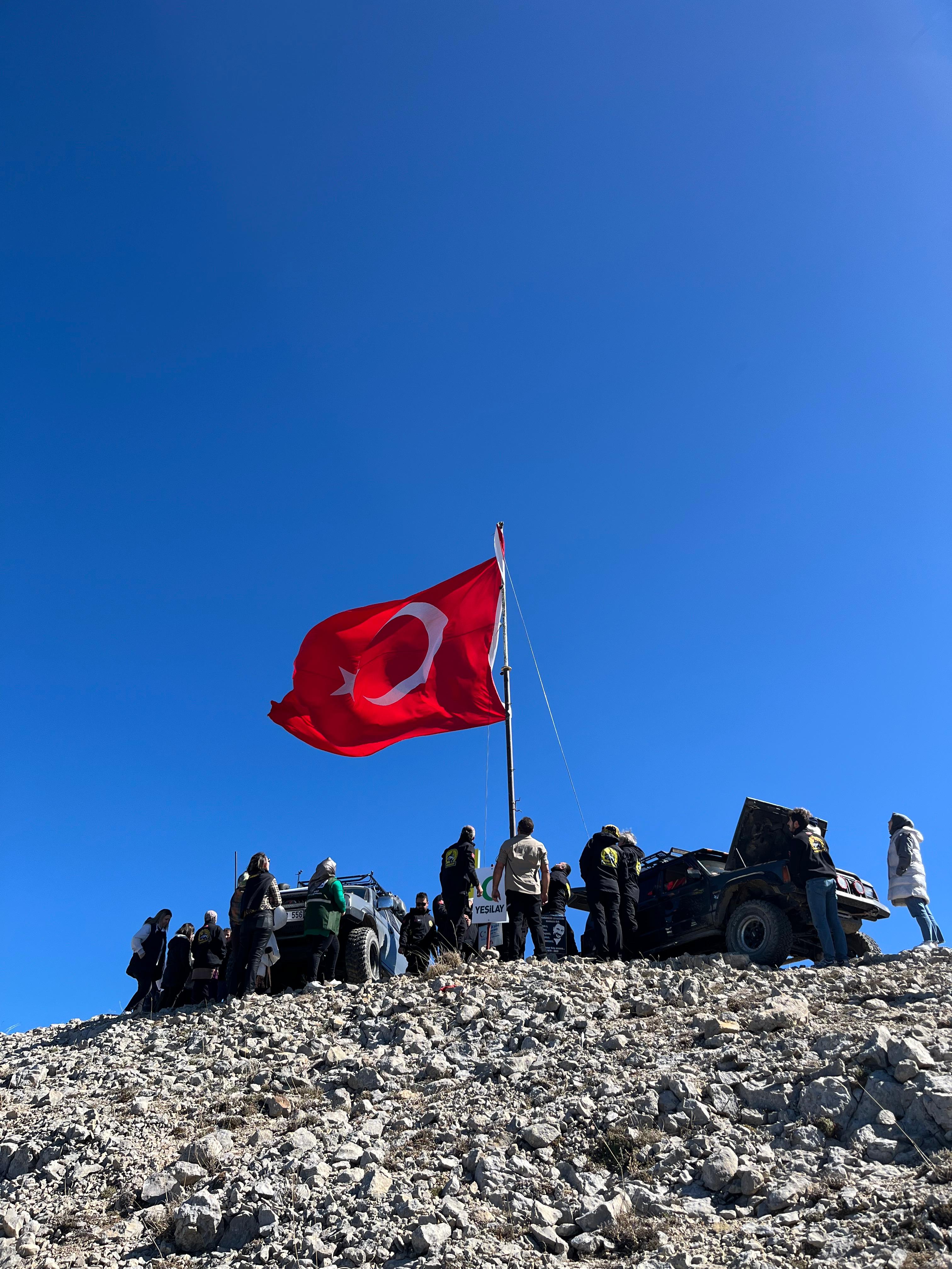 Kastamonu Offroad Kulübü, Hacet Zirvesi’nde Tarihi Bir Iz Bıraktı (1)