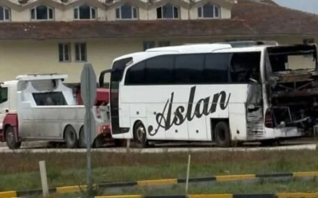 Kastamonu Otobus Yandı (2)